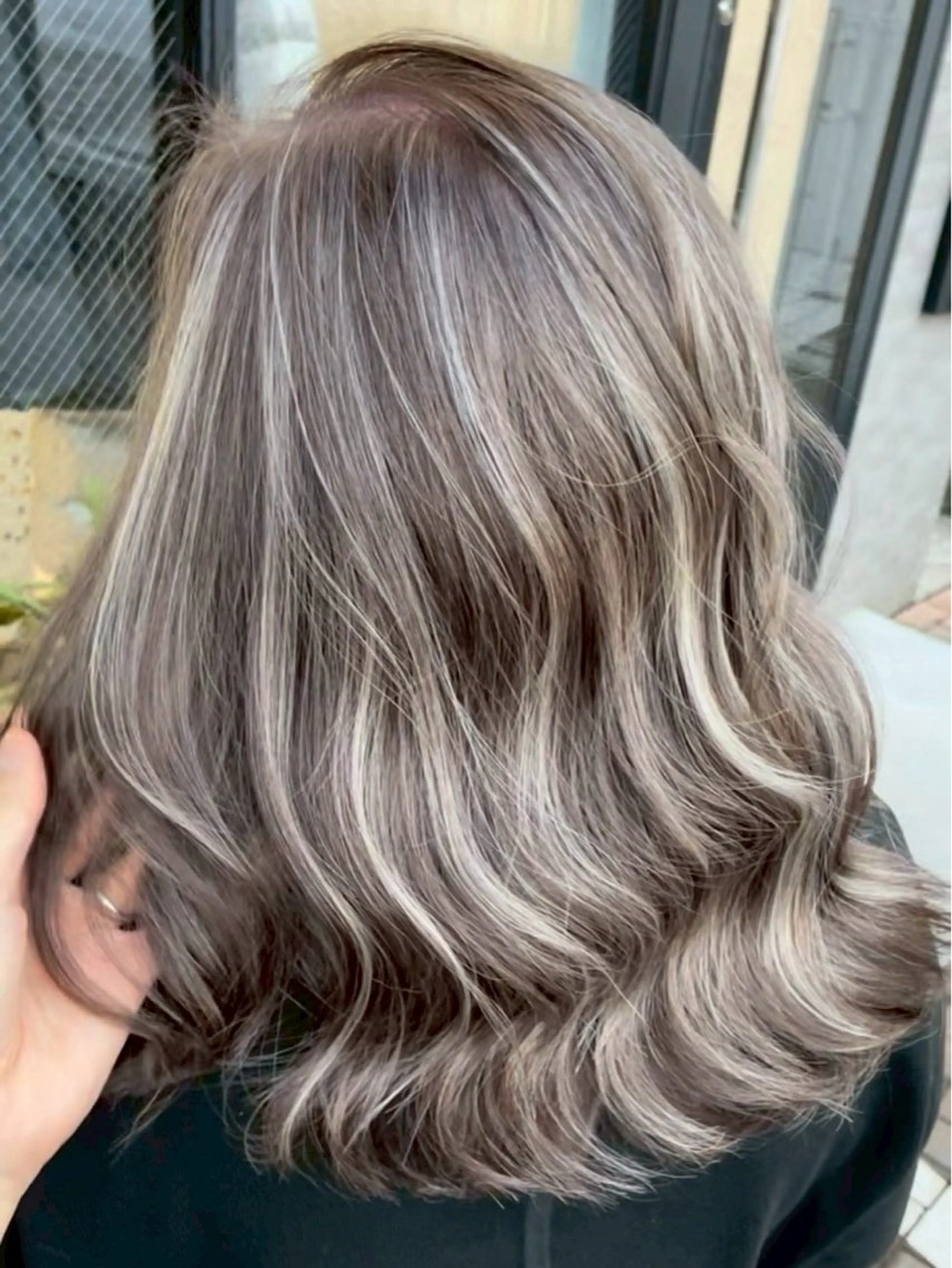 セミロング 外国人風カラー ハイライト レイヤーカット ヘアカラー ✨レイヤーカット 海外ヘア/原宿✨のヘアスタイル