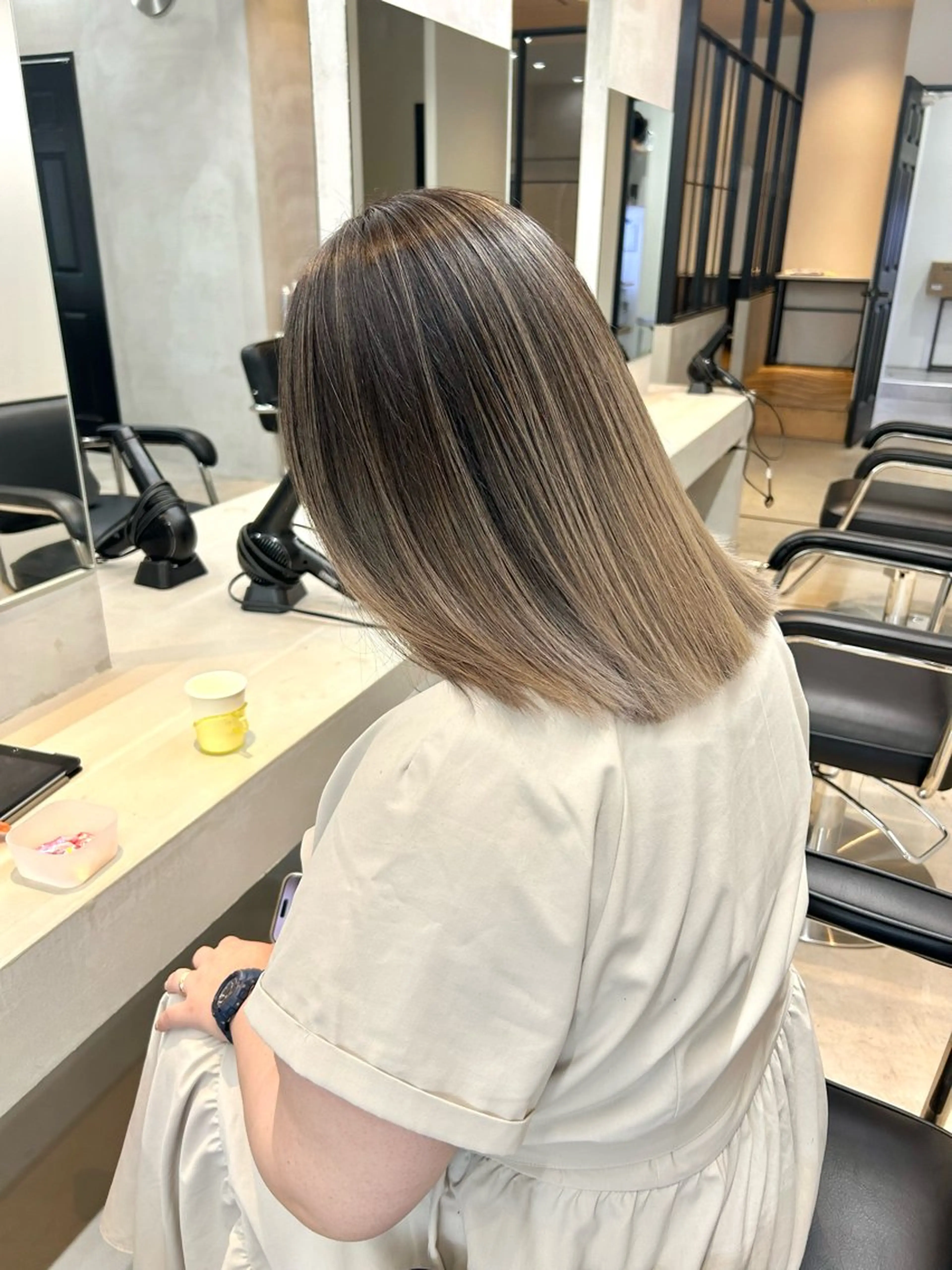 ミディアム カラー ヘアカラー 一ノ瀬 暁のヘアスタイル