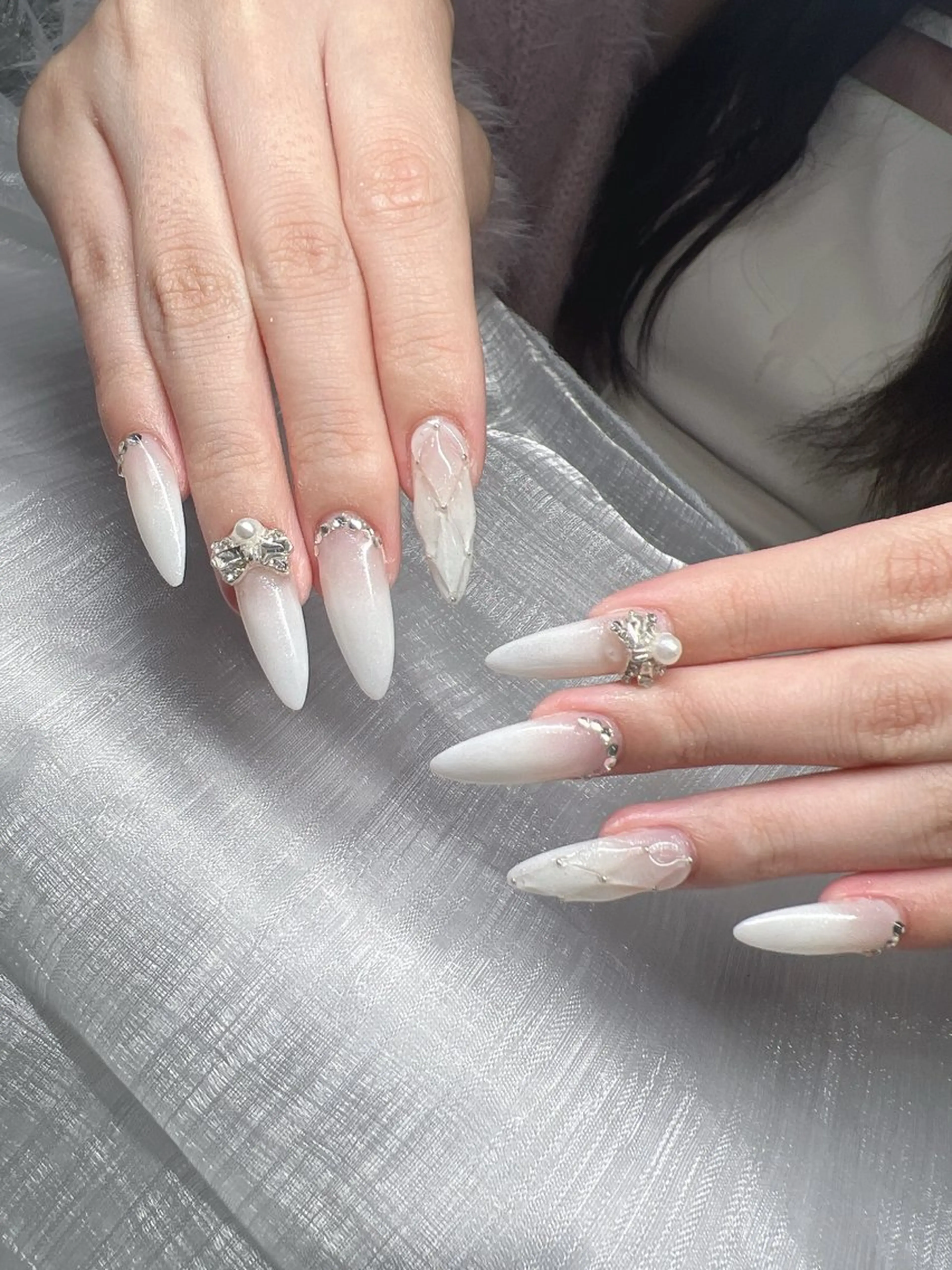 ネイル 長さ出し グラデーション 卒業式 キラキラネイル マグネットネイル ハンドネイル Lee Nailsのネイルデザイン