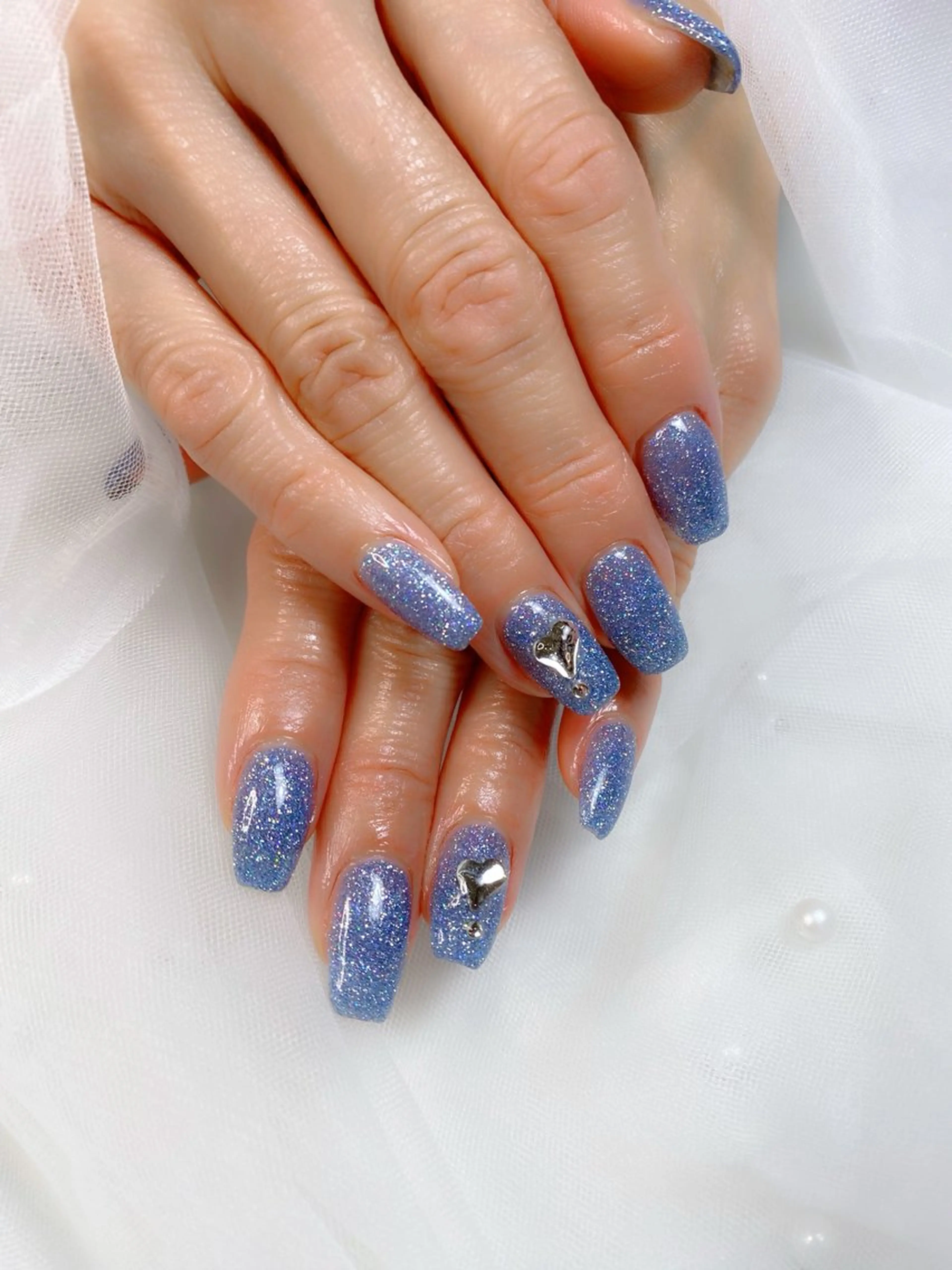 ネイル ブルー ラメ(グリッター) オフィスネイル ワンカラーネイル シンプルネイル ハンドネイル iro+ nailのネイルデザイン
