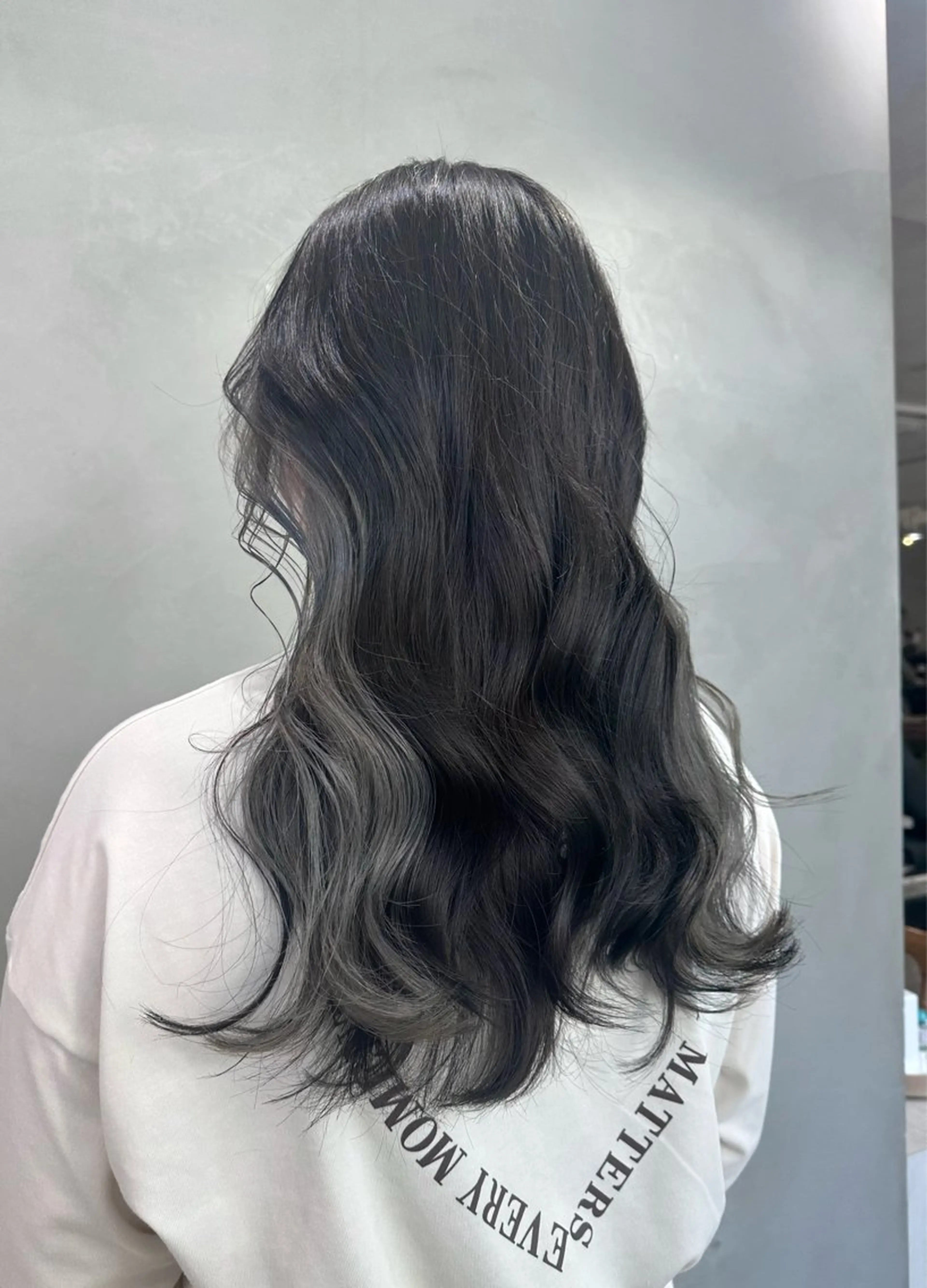 ロング 色落ちまでキレイに！ ！女性サロンのヘアスタイル