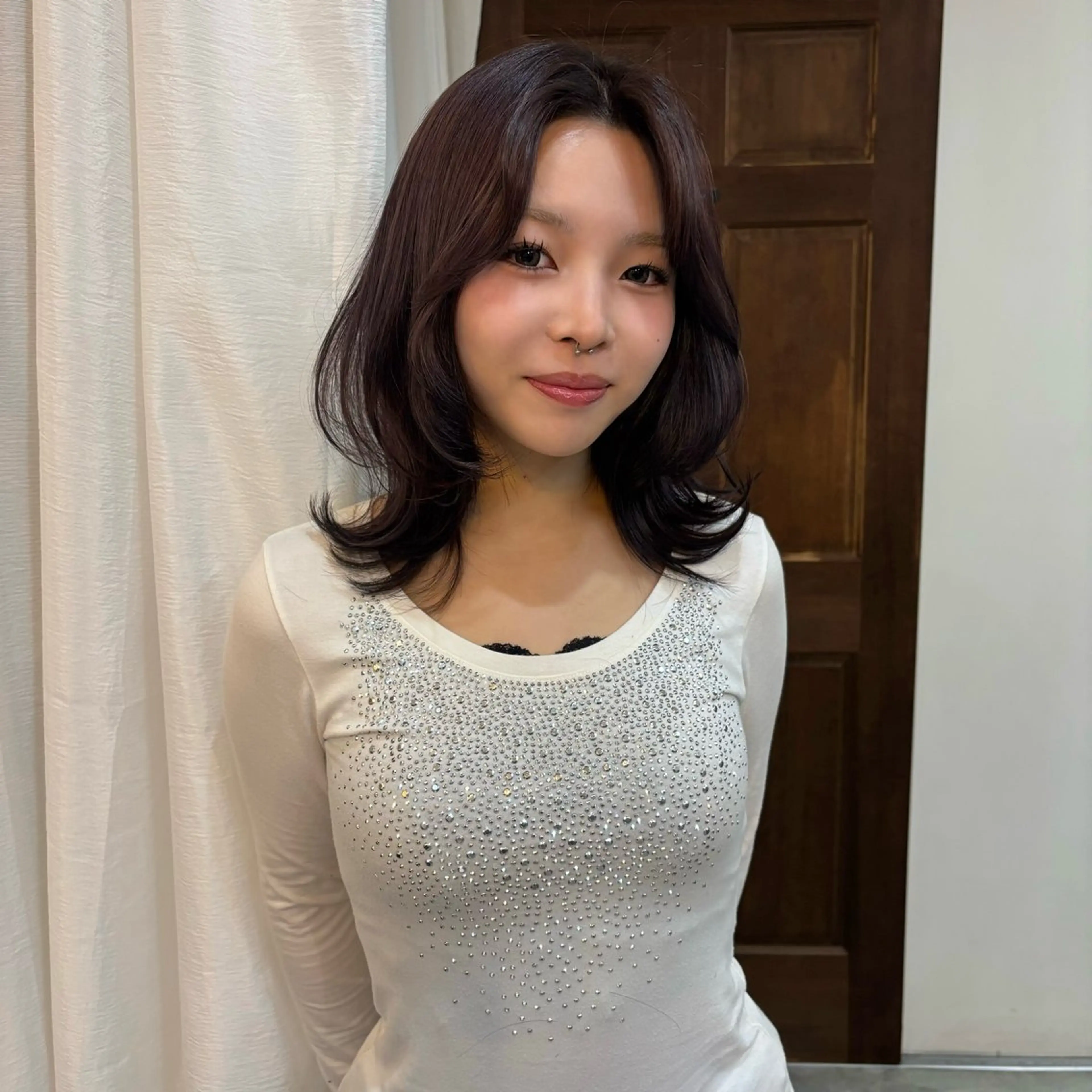 セミロング ハッシュカット カット ヘアカラー ゆうめ 透明感カラー /韓国風レイヤーのヘアスタイル