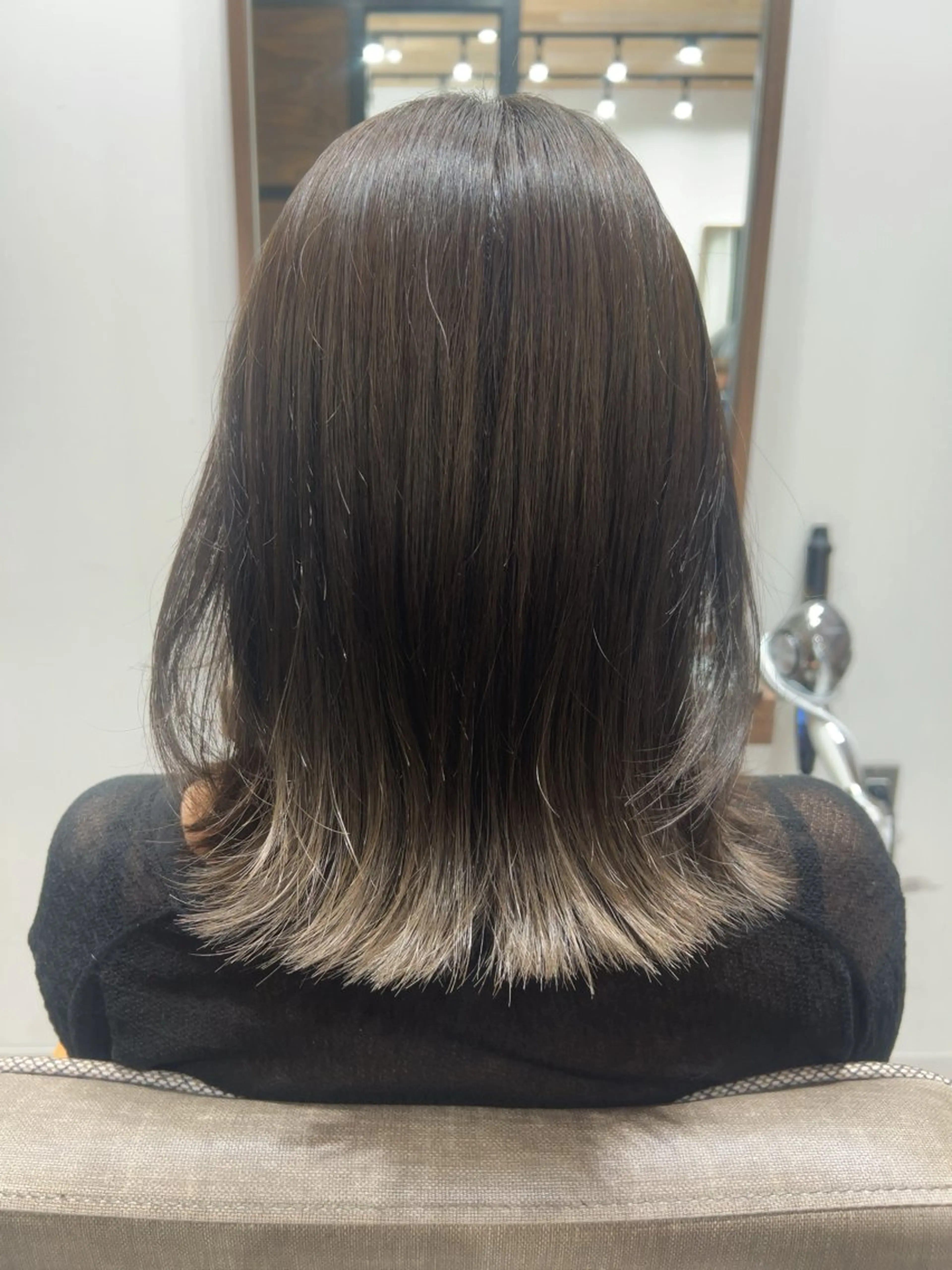 ミディアム カラー レイヤー/韓国/ ハッシュ/高田翼のヘアスタイル