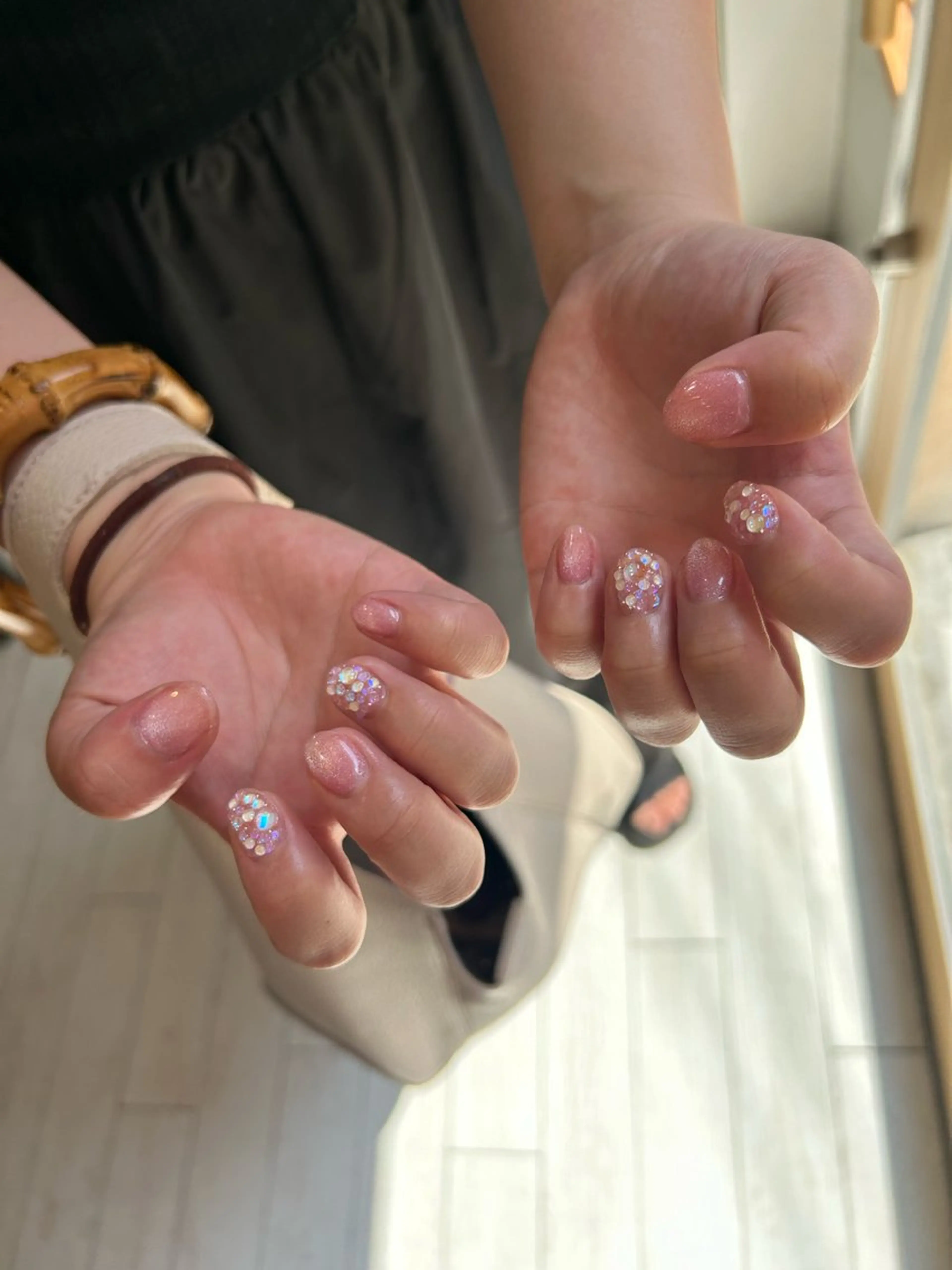 ネイル キラキラネイル newi nail 京橋ayumiのネイルデザイン