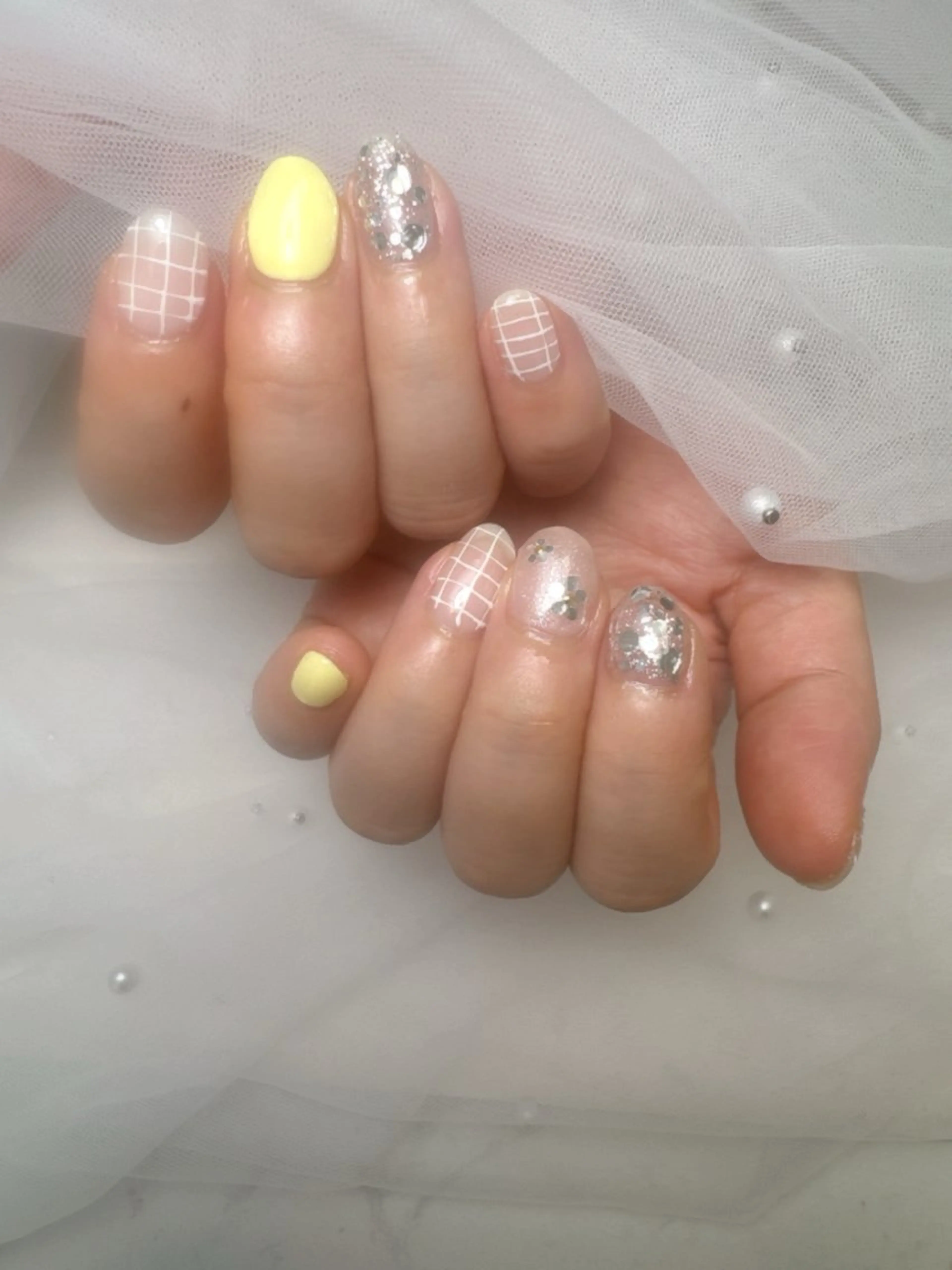 ネイル キラキラネイル 韓国ネイル 持ち込み ワンホンネイル ハンドネイル Queeens nailのネイルデザイン
