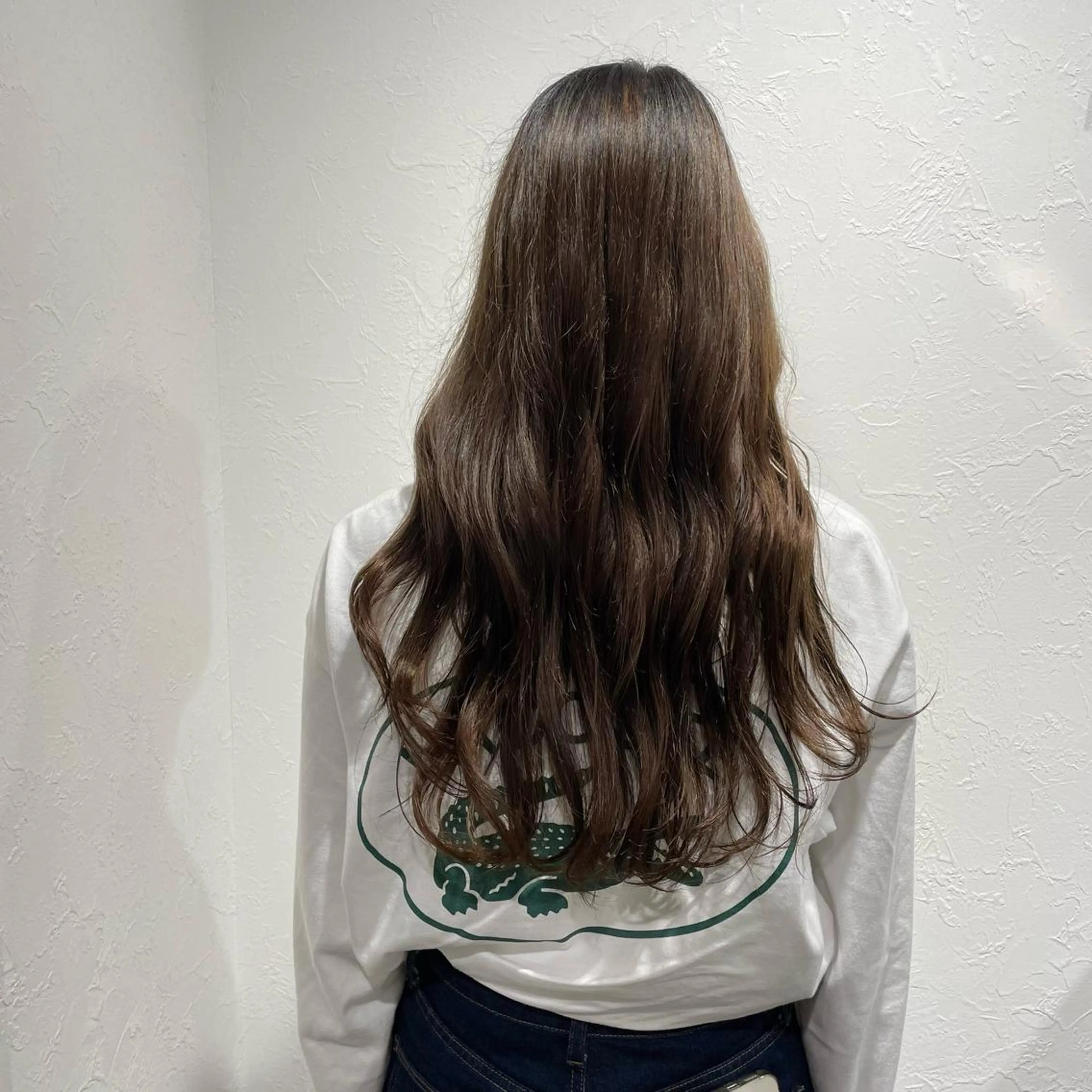 ロング カラー ヘアカラー shiho .のヘアスタイル