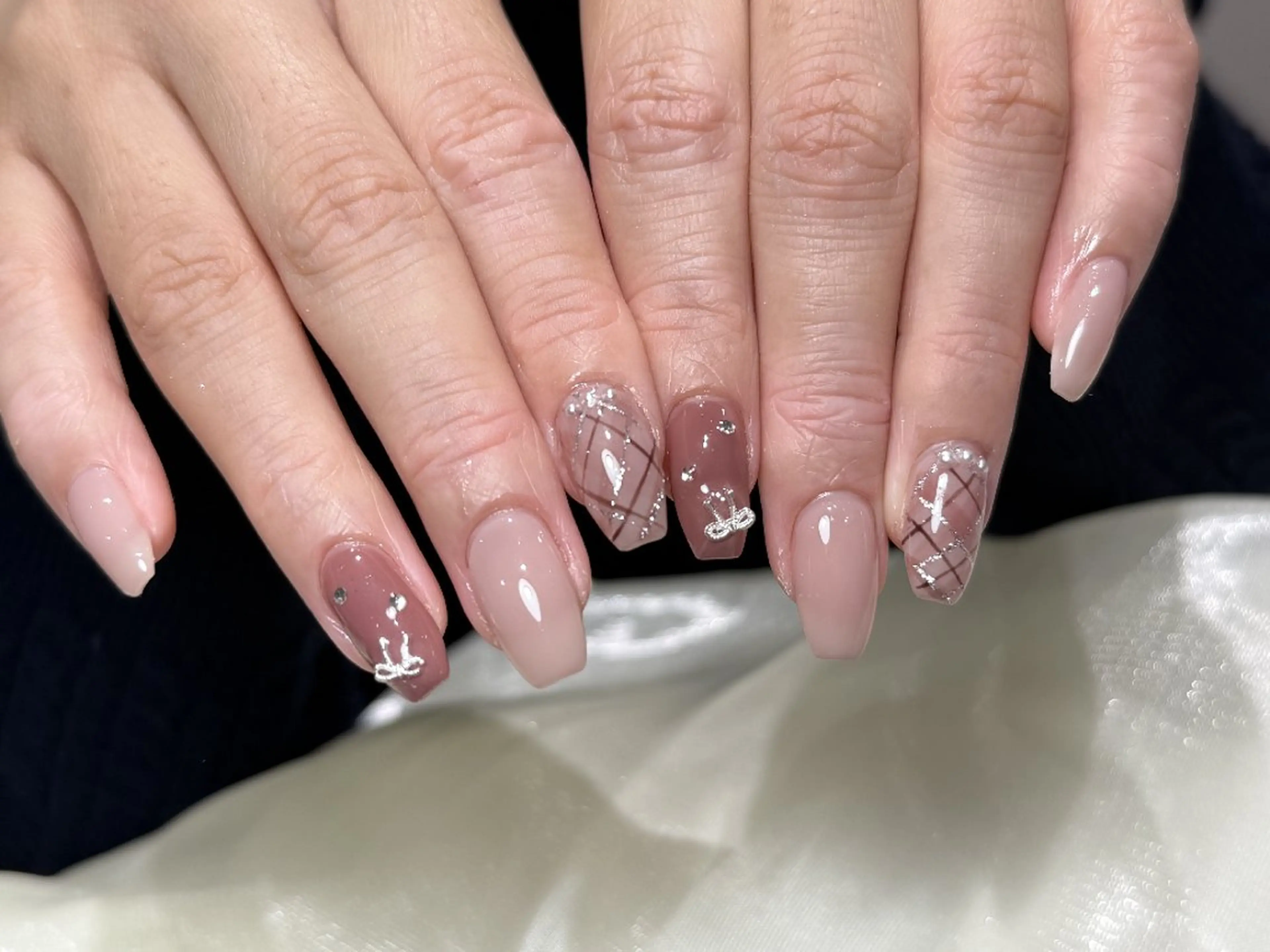 ネイル チークネイル 長さ出し フレンチネイル グラデーション マグネットネイル ハンドネイル ハンドケア ✨Dreamy NORAのネイルデザイン