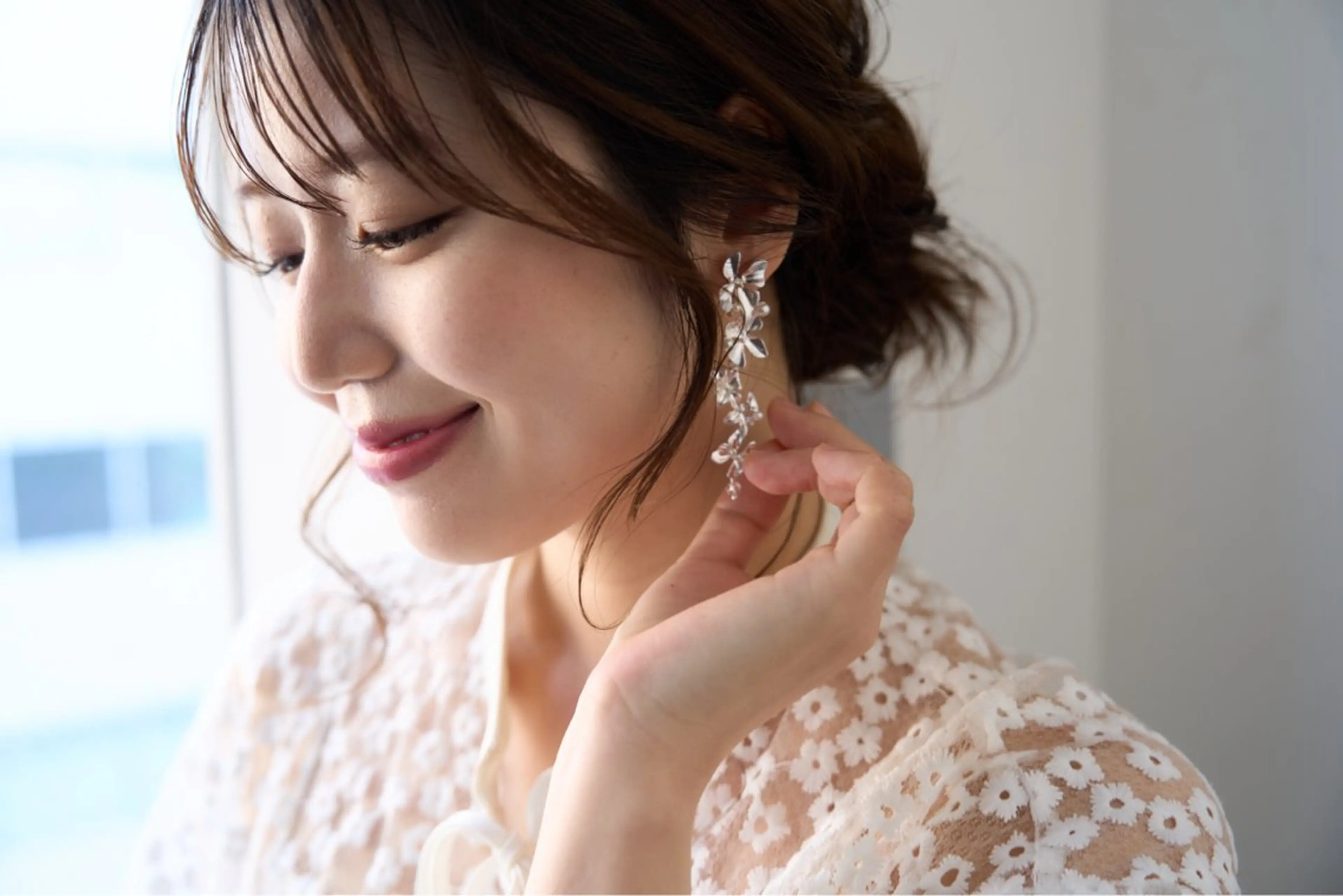 ミディアム 神戸/karina /レイヤー/透明感のヘアスタイル