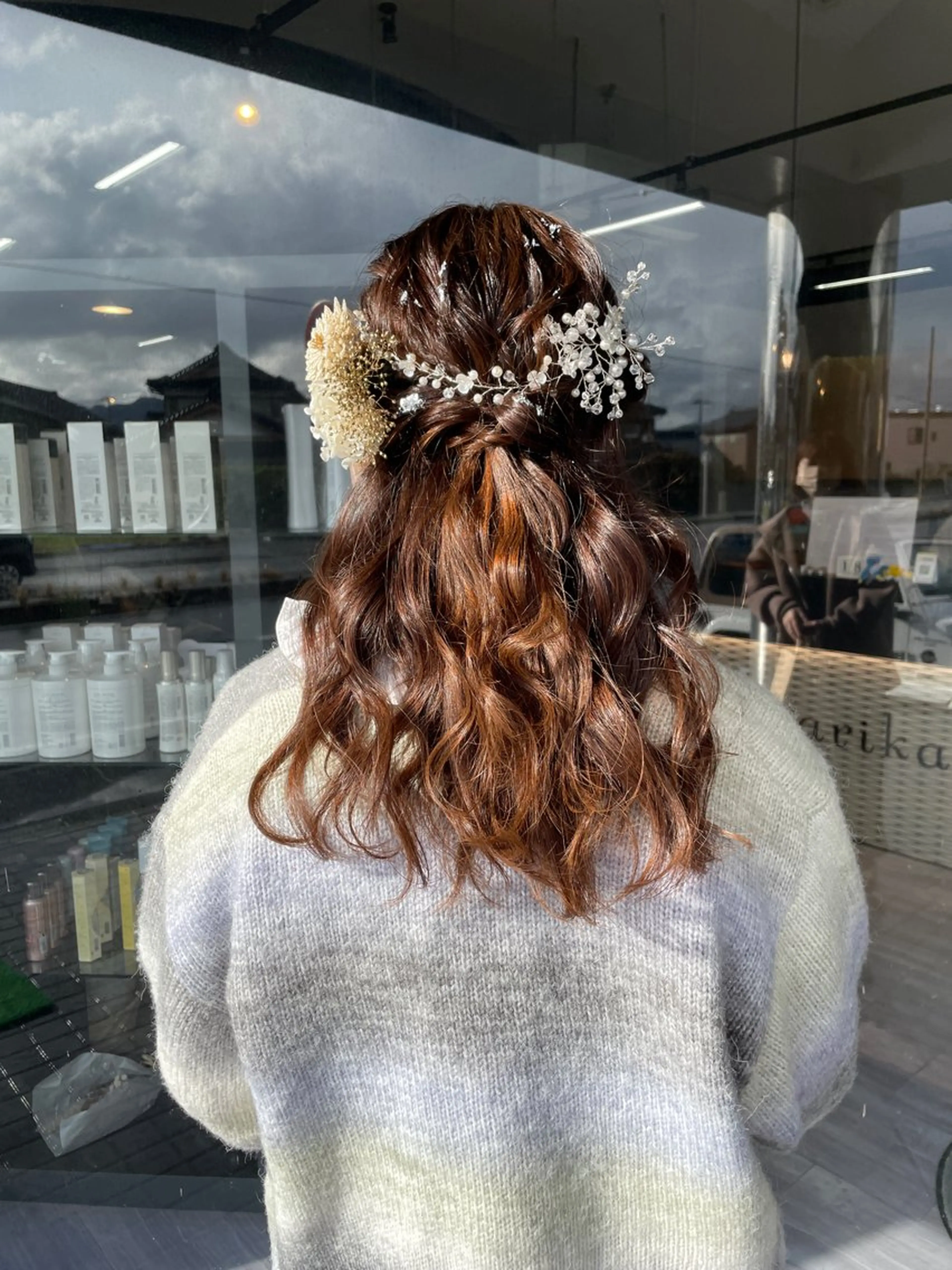 ロング ヘアアレンジ ハーフアップ マキノ キョウカのヘアスタイル
