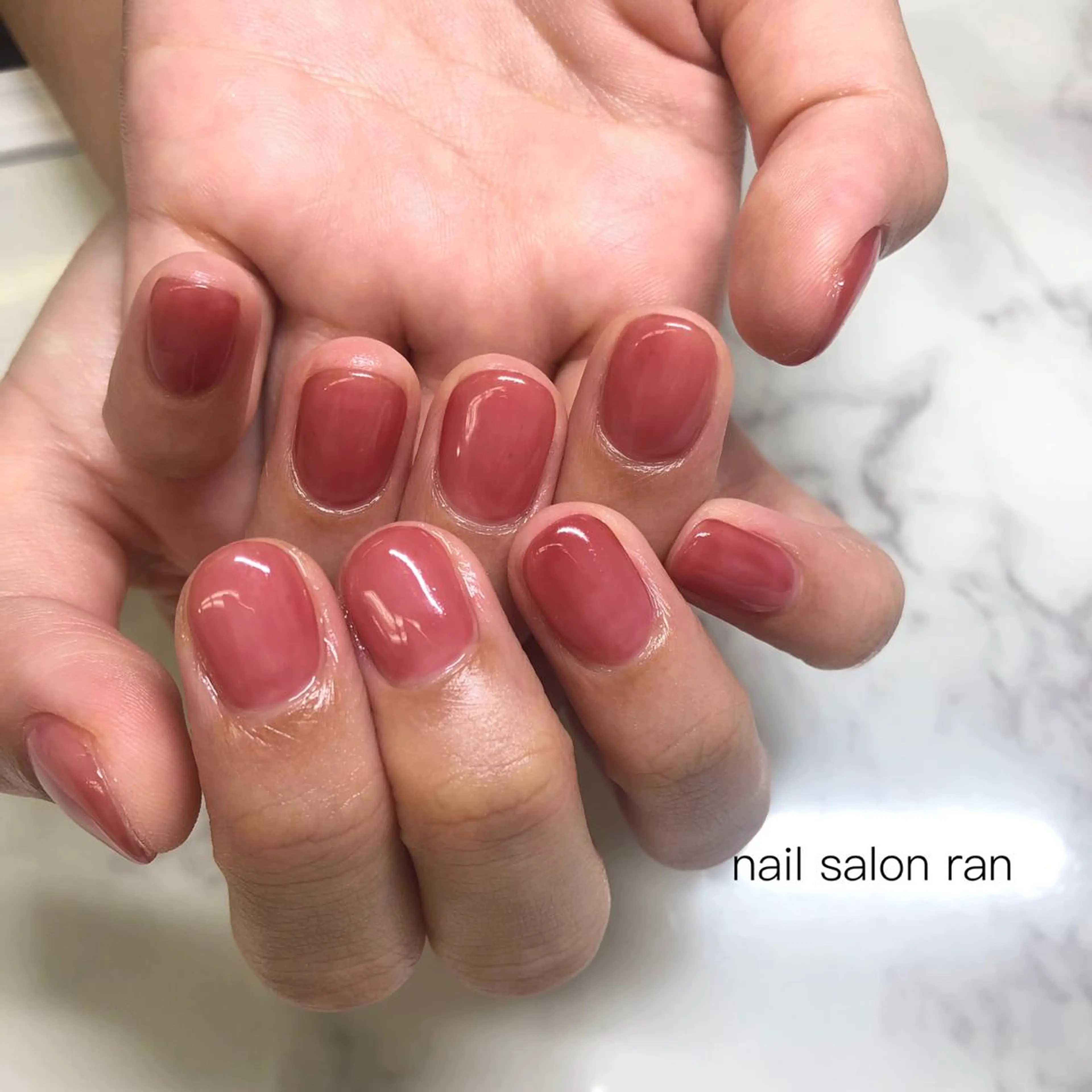 ネイル ワンカラーネイル nailsalon ranのネイルデザイン