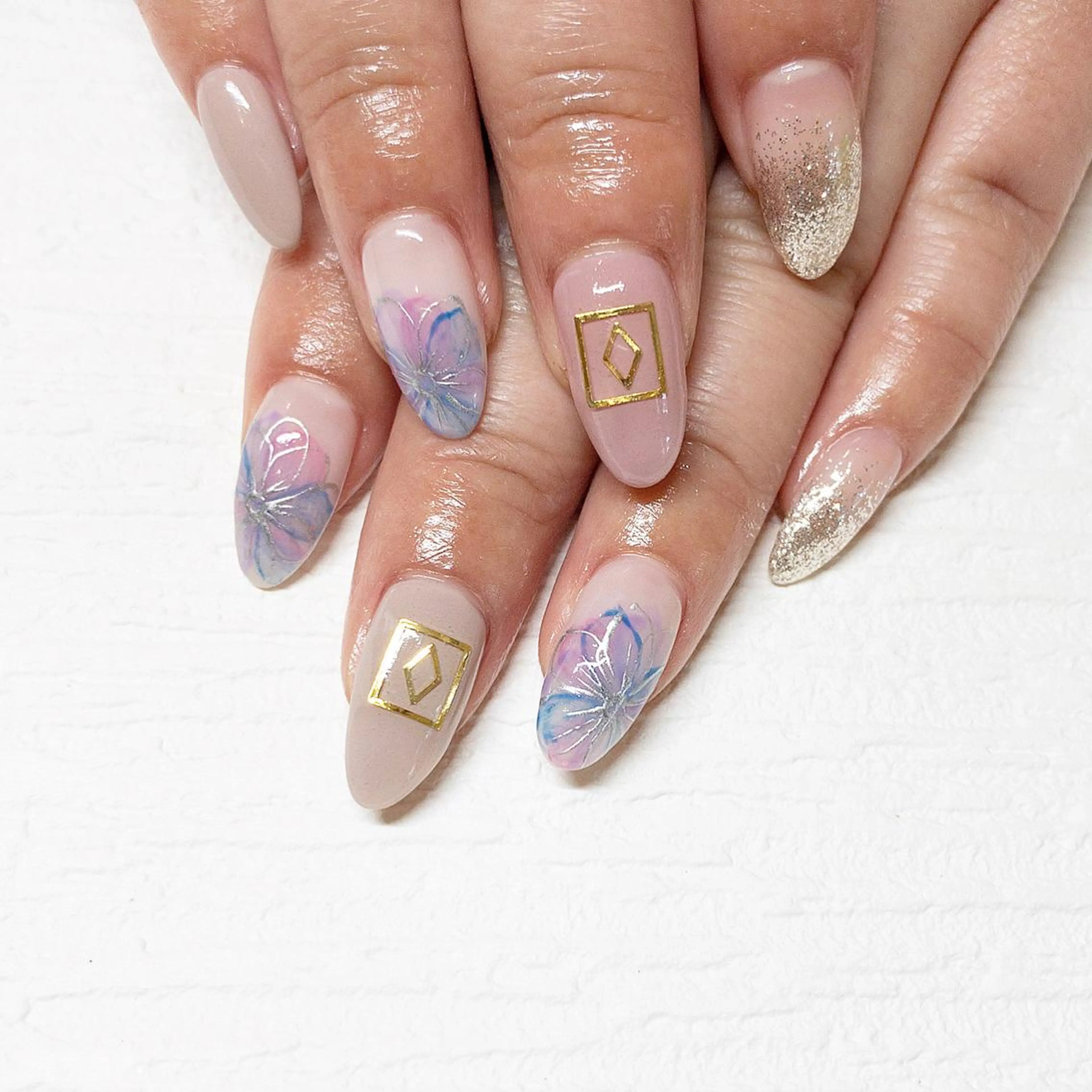 ネイル rokunana 佐野のネイルデザイン