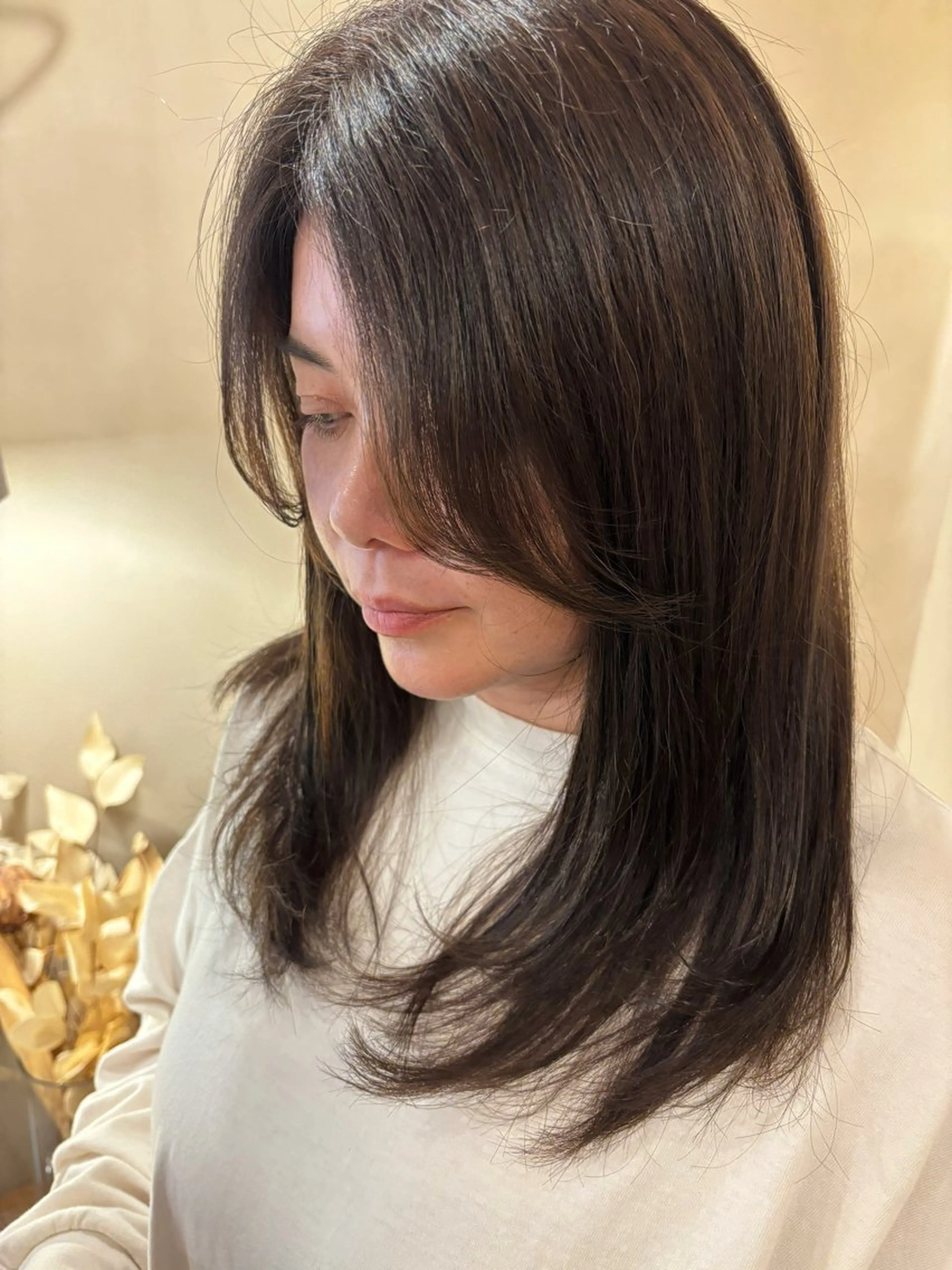 セミロング レイヤーカット ローレイヤー シンバヒナノ/パーマ レイヤー/髪質改善のヘアスタイル