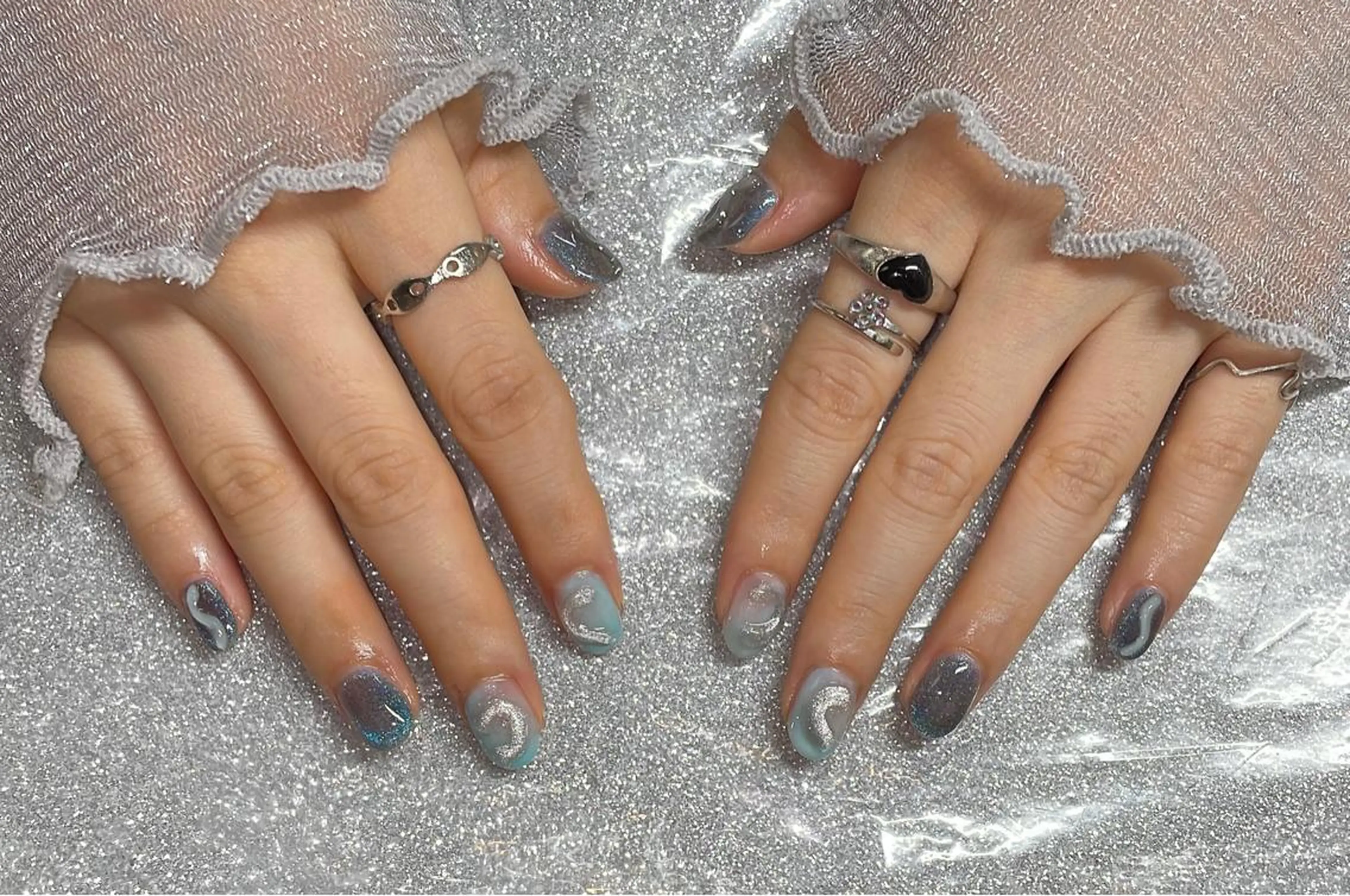 ネイル ハンドネイル VIERU 🌈🎀💖のネイルデザイン