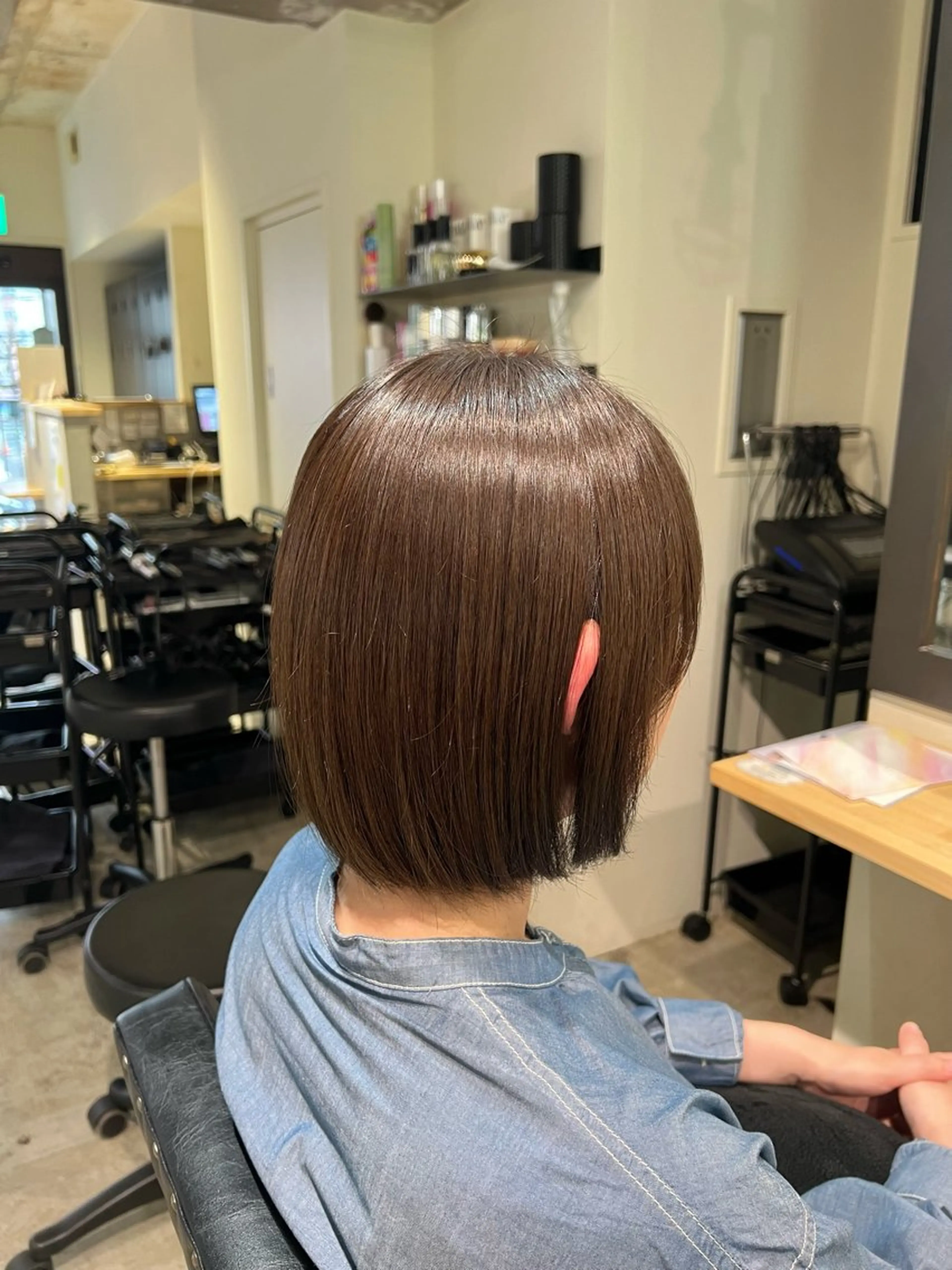 レイヤーカット＋オリーブベージュ🫒の写真