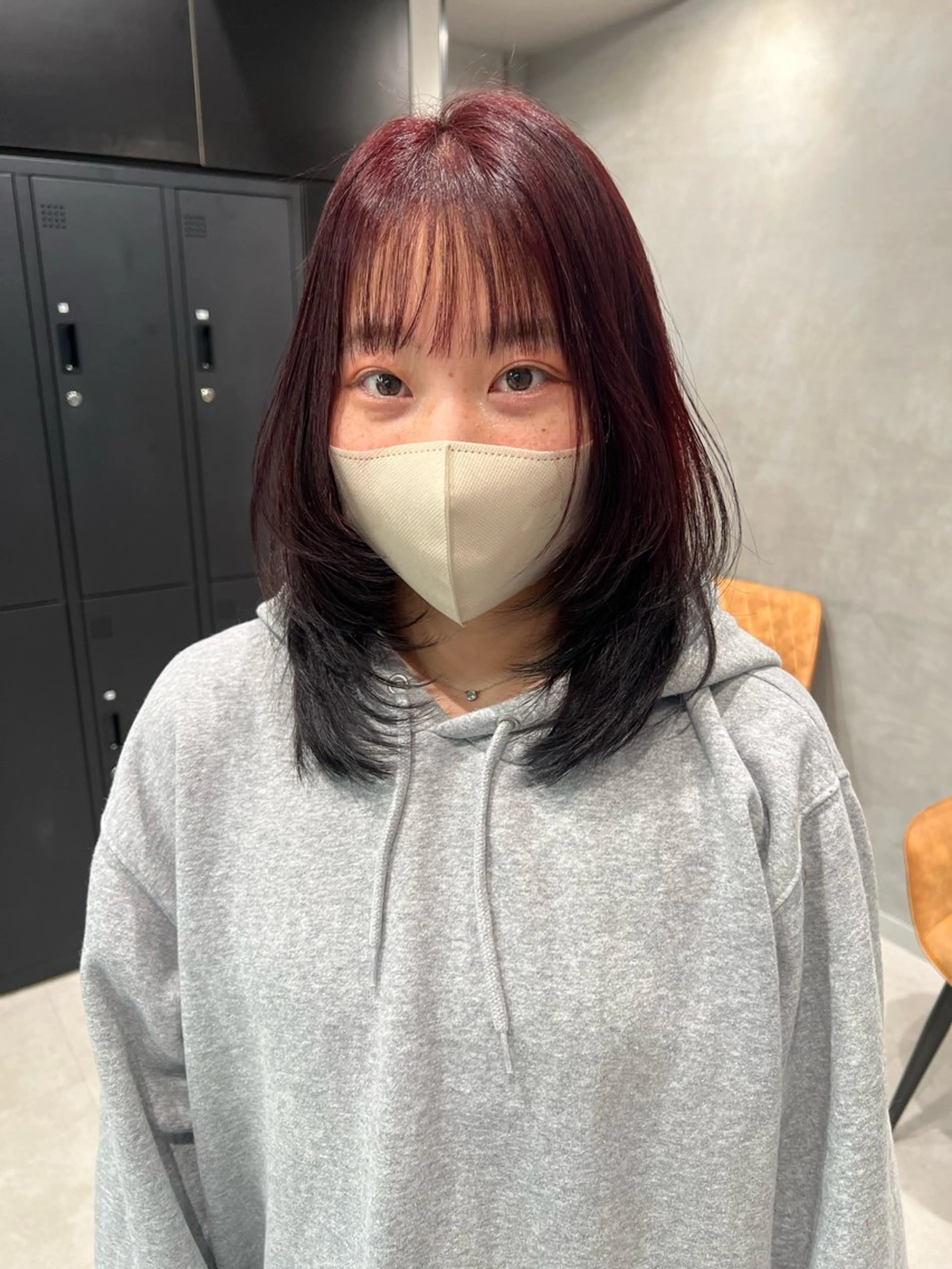 ミディアム カラー ミディアムレイヤー ブリーチ デザインカラー ダブルカラー インナーカラー カット ヘアカラー トリートメント ヘアセット ハイトーン/ウルフ /レイヤー/坂野幸伸のヘアスタイル