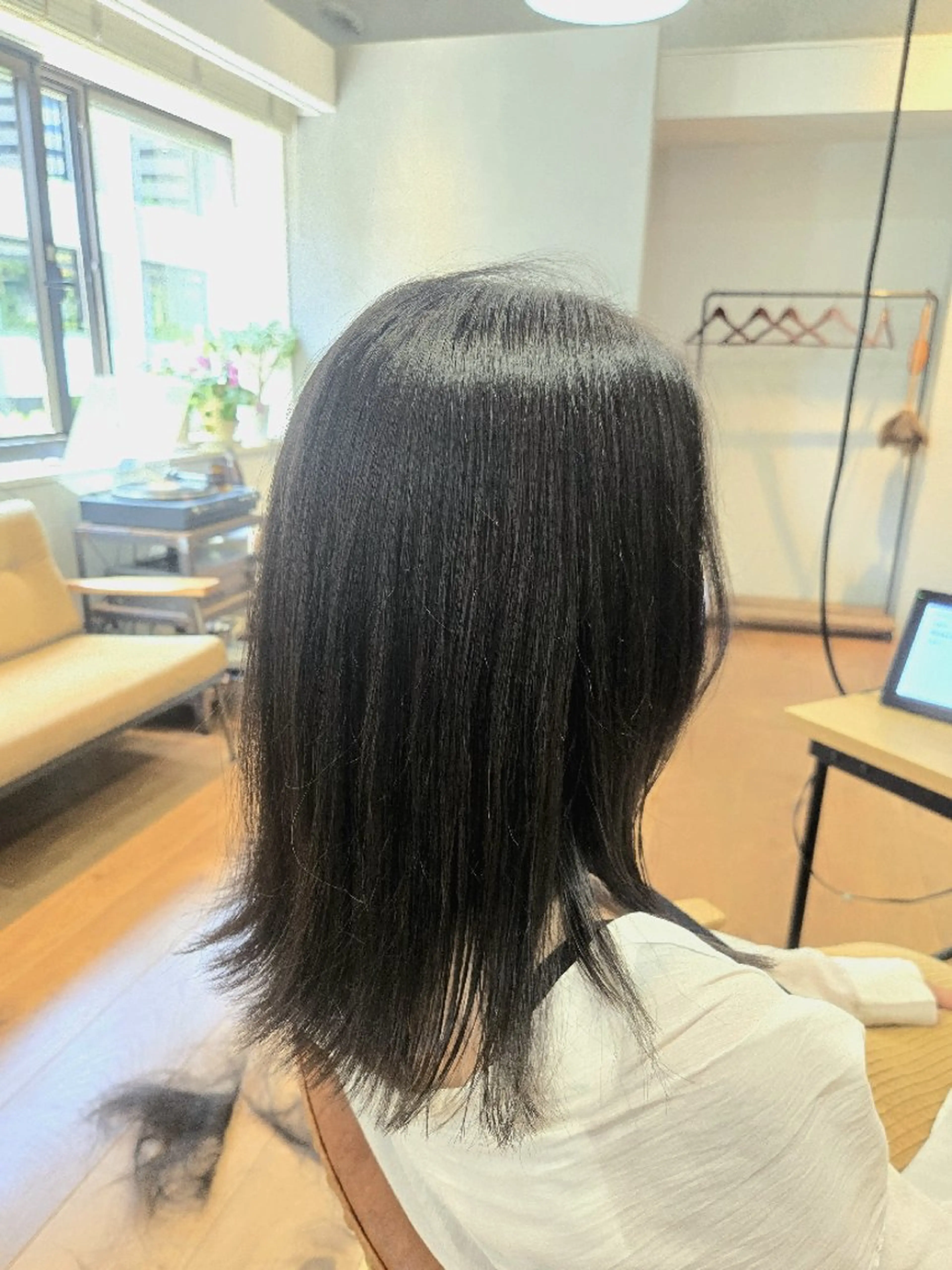 ミディアム 銀座knoll🌿 【平日朝限定cut】のヘアスタイル