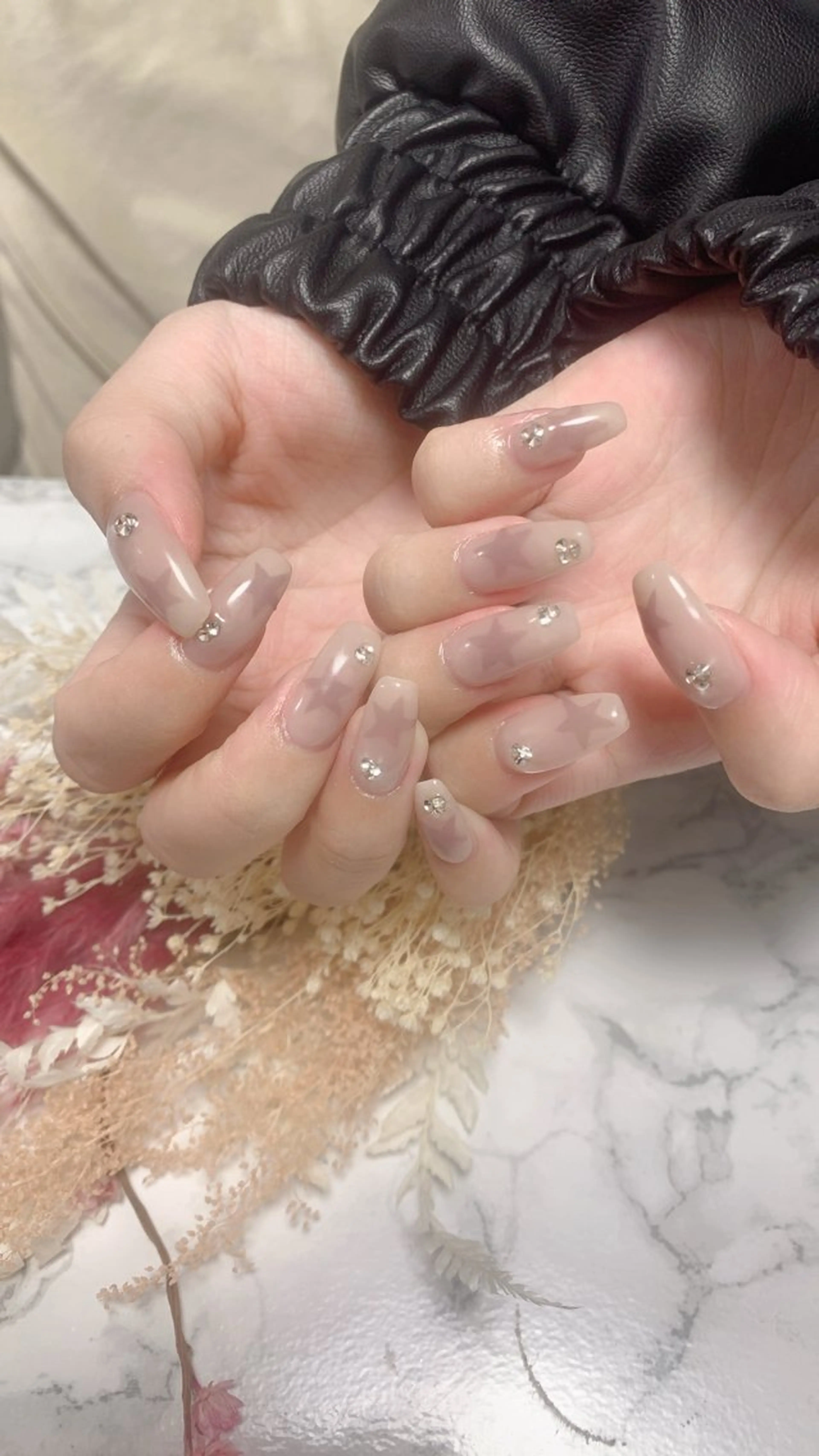 ネイル はな💎ネイル ワンホン、長さ出しのネイルデザイン