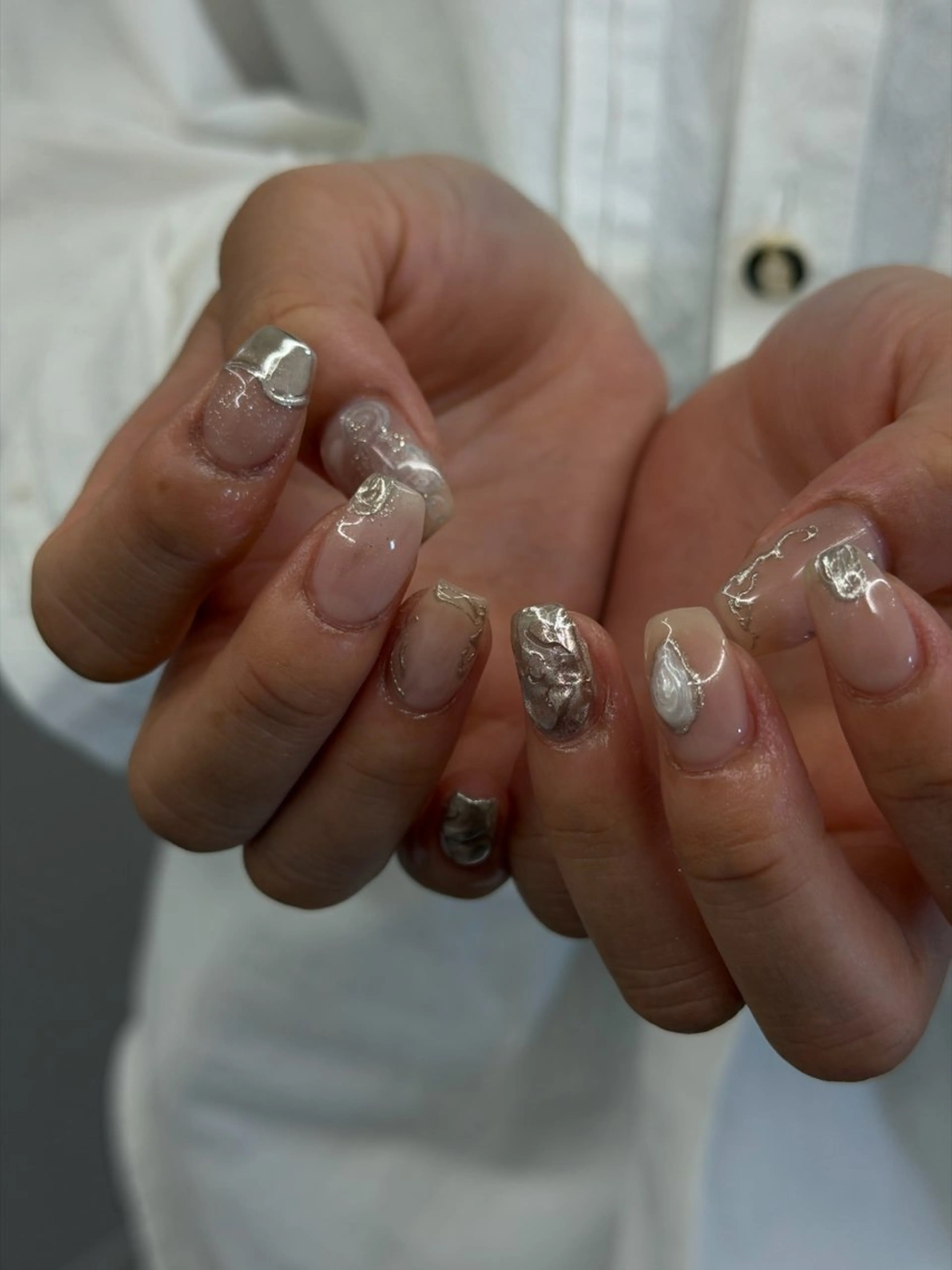 ネイル ジェルネイル キラキラネイル マグネットネイル ニュアンスネイル パラジェル ハンドネイル ハンドケア Bana_ Nailのネイルデザイン