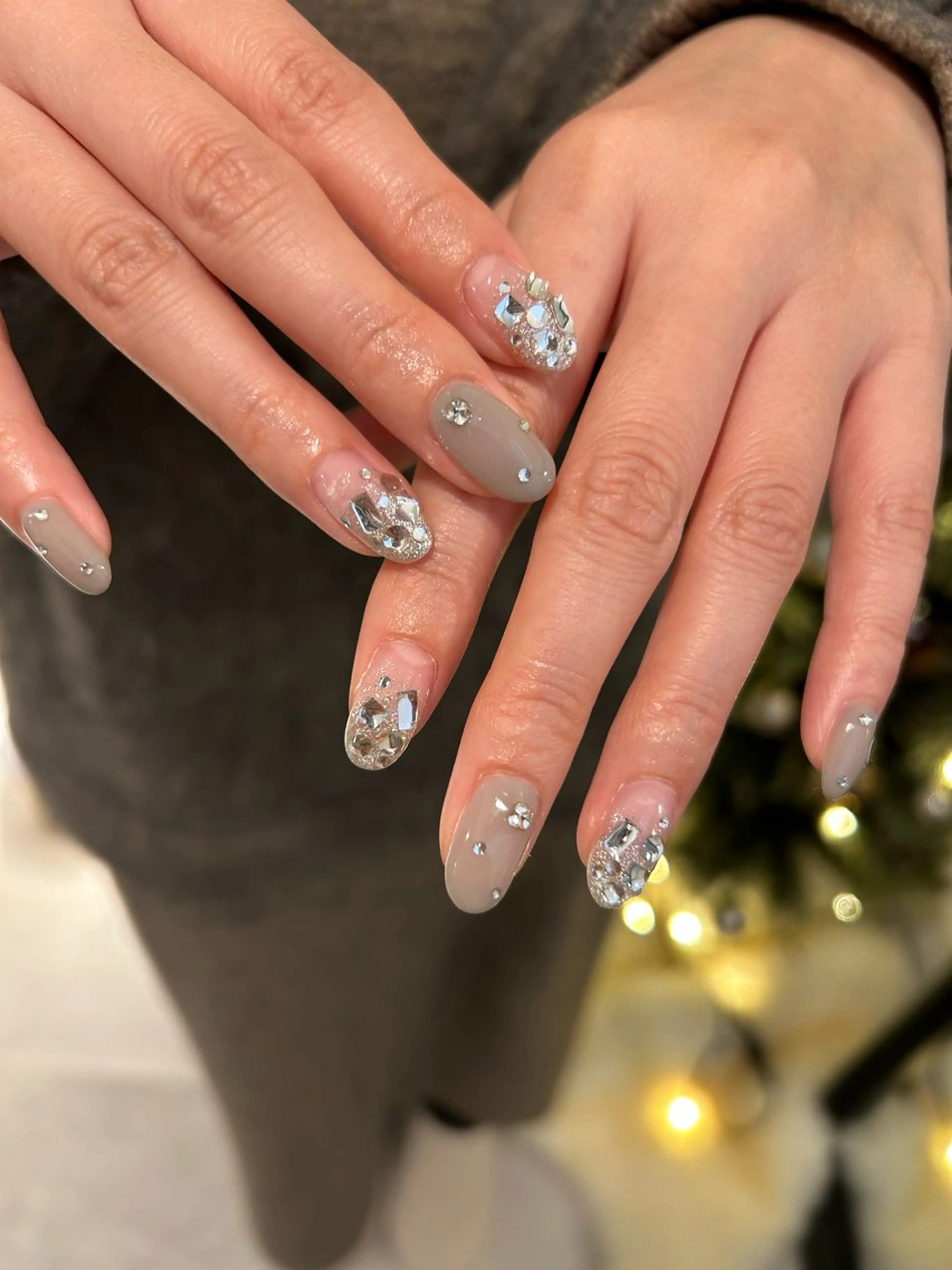 ネイル ハンドネイル repos yoshitomeのネイルデザイン