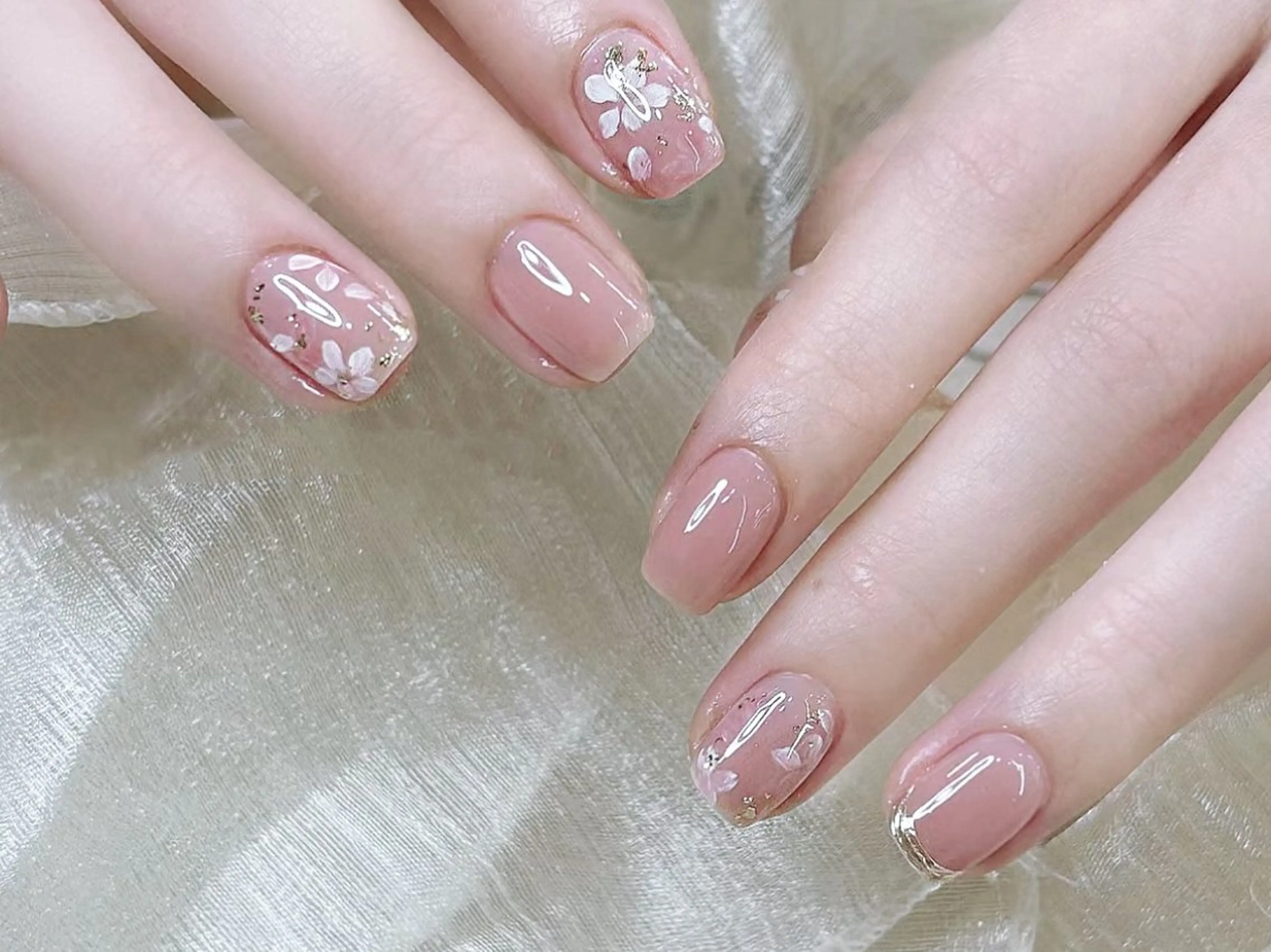 ネイル 長さ出し フレンチネイル グラデーション マグネットネイル マグネットフレンチ ハンドネイル ハンドケア 💕Dreamy KIYO💕のネイルデザイン