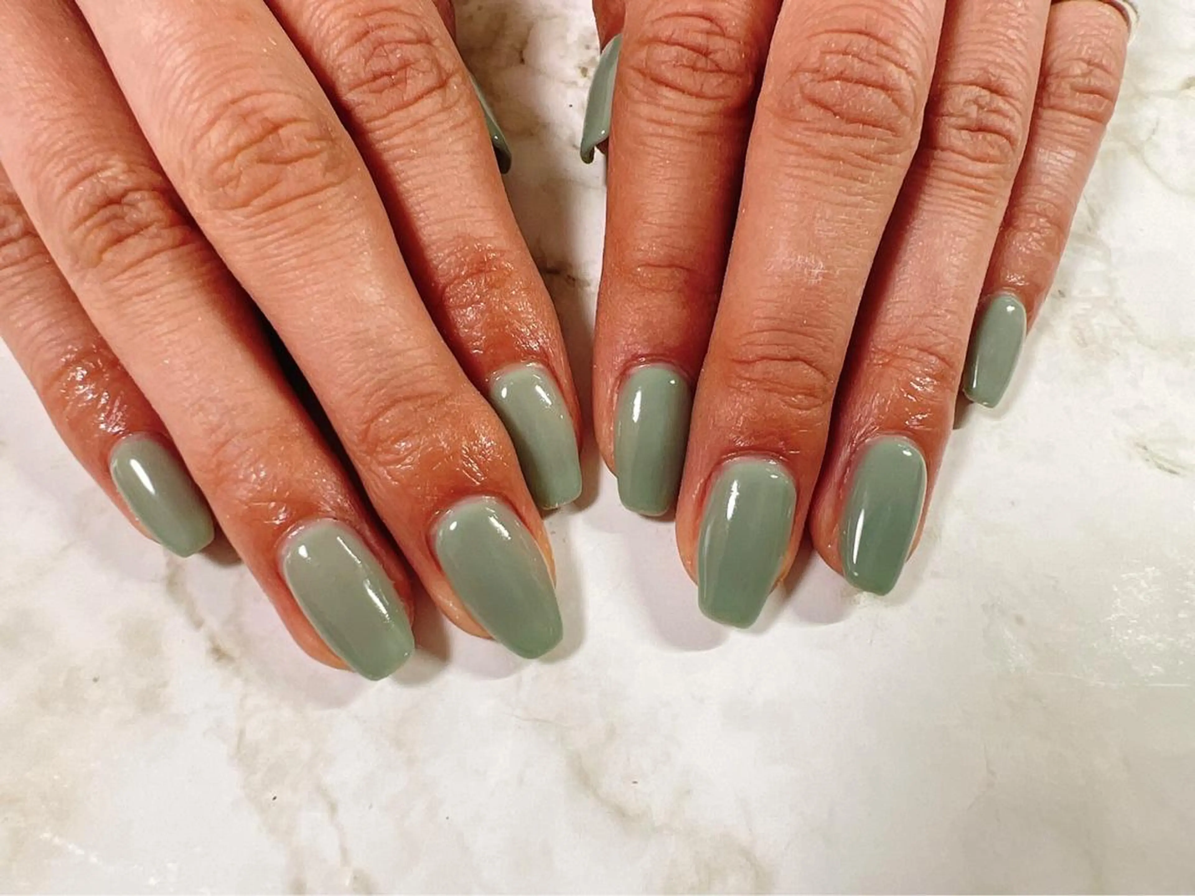 ネイル ワンカラーネイル ハンドネイル mogunail &blowのネイルデザイン