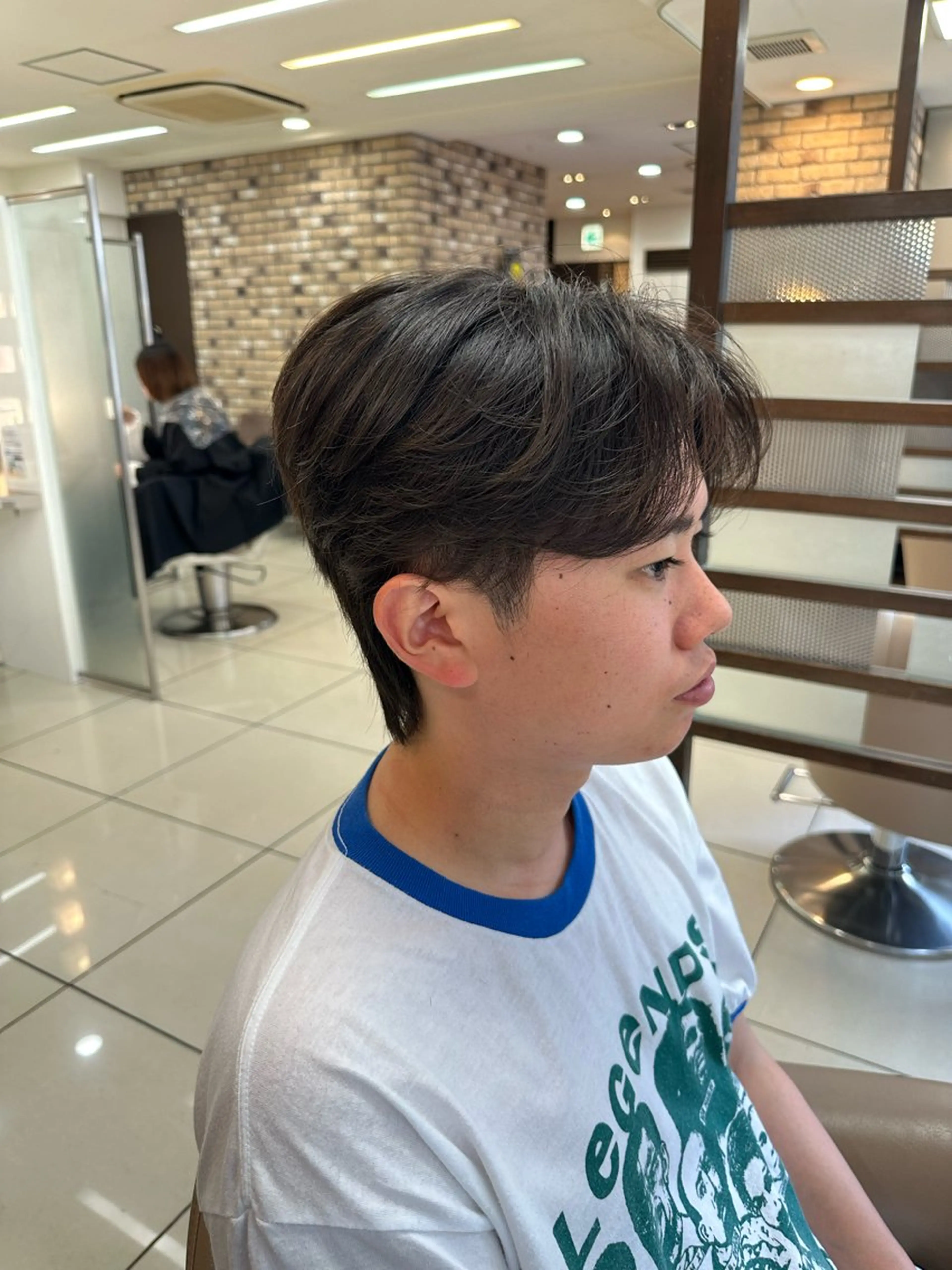 メンズ カット メンズ特化シャドウパ ーマラウンドマッシュのヘアスタイル