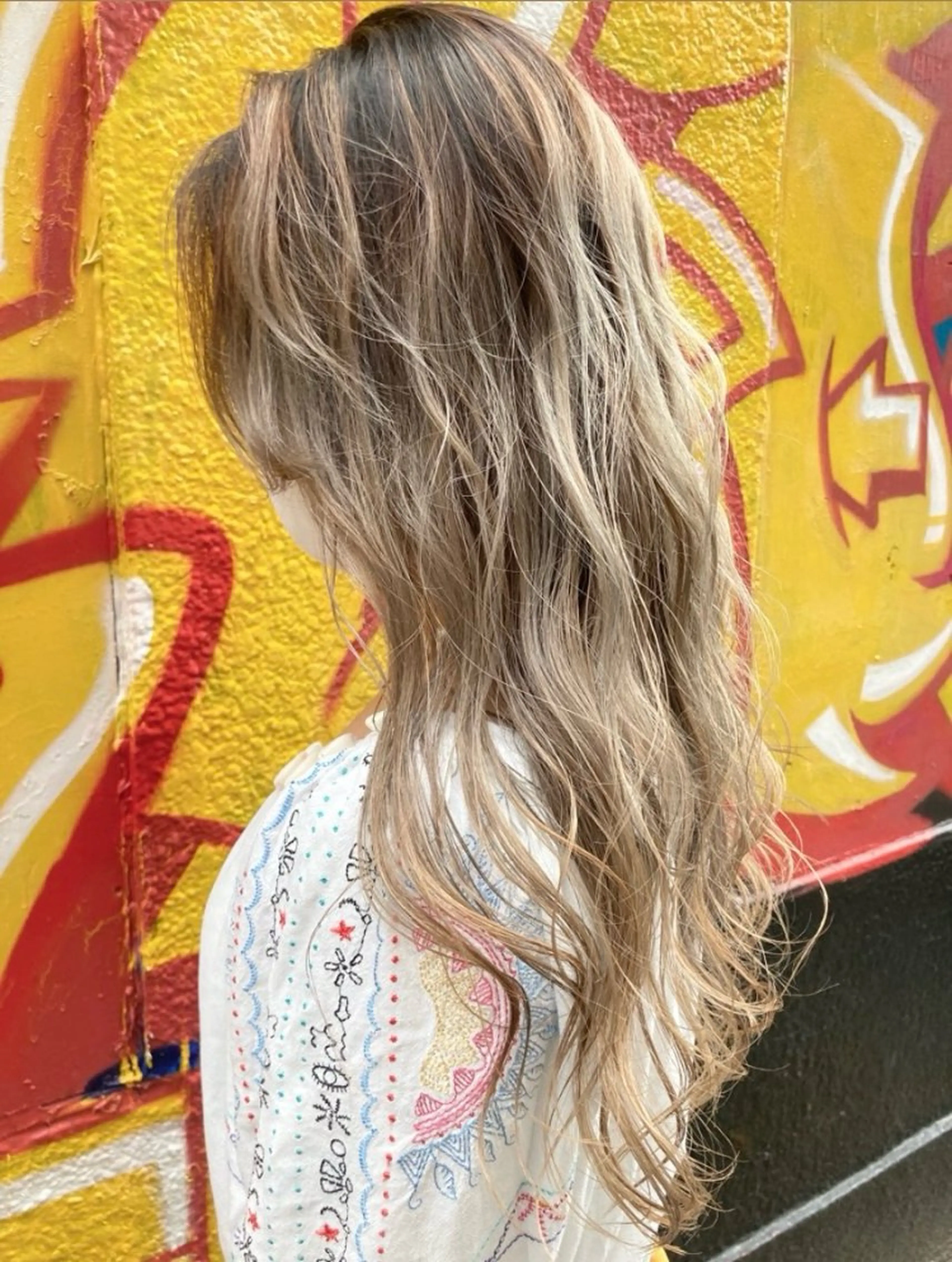 ミディアム カラー パーマ ヘアアレンジ メンズ キッズ ハーフアップ 子どものヘアアレンジ ミディアムパーマ メンズバレイヤージュ メンズブリーチ トリートメント ヘアセット kotona 🤍miuraのヘアスタイル