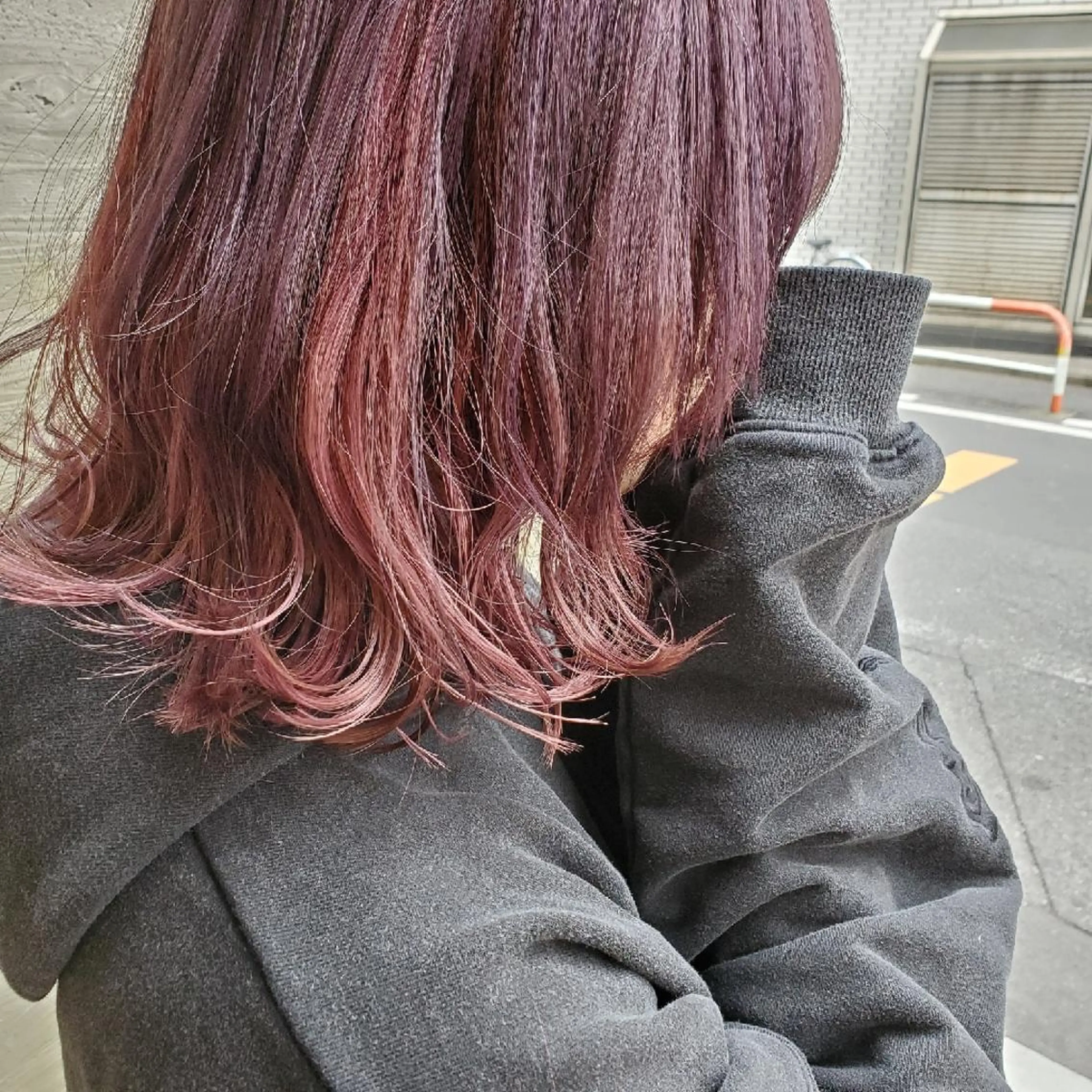 ミディアム カラー ピンクカラー カット ヘアカラー トリートメント 谷 結奈のヘアスタイル