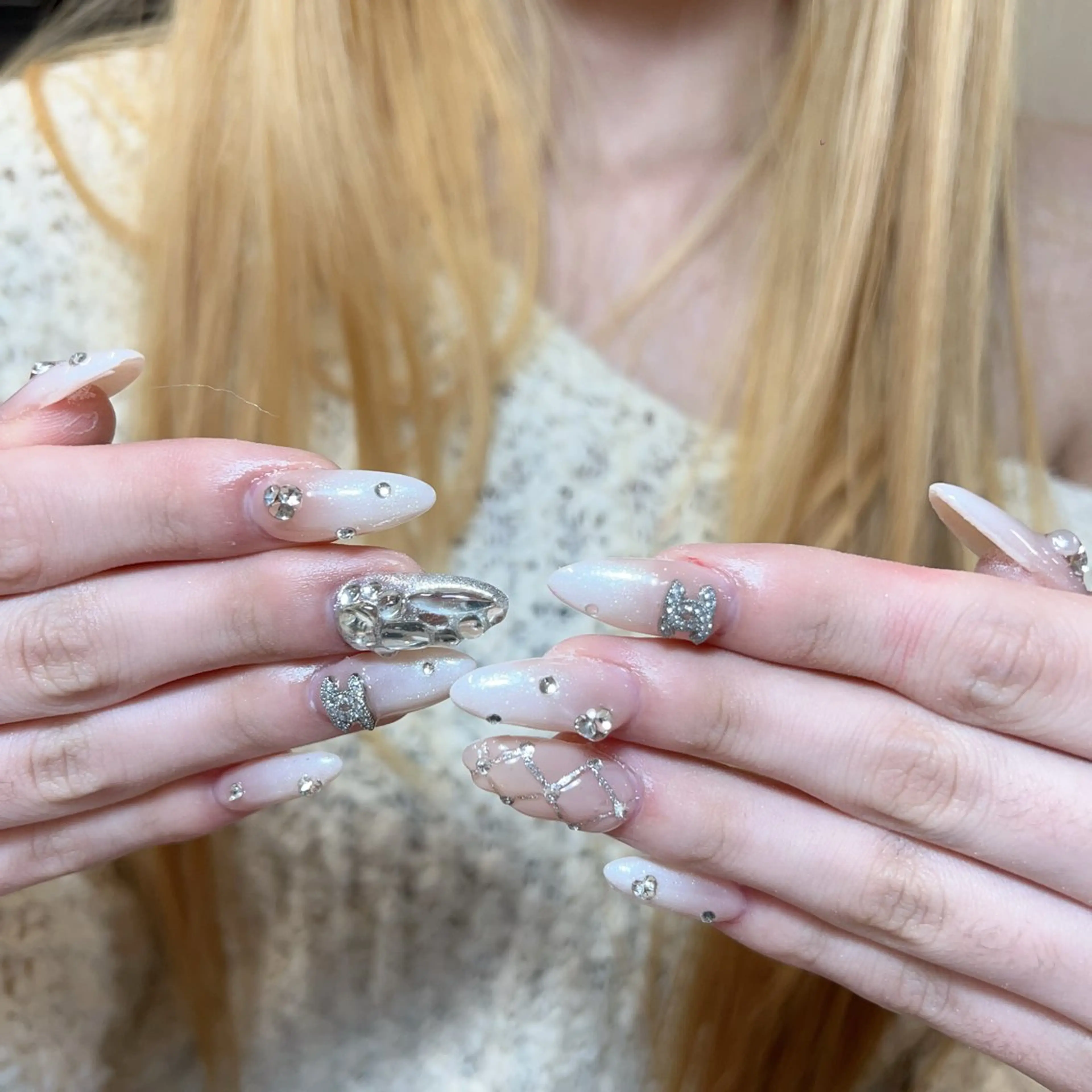 ネイル ハンドネイル 🍄Rina🍄 韓国風ネイルのネイルデザイン