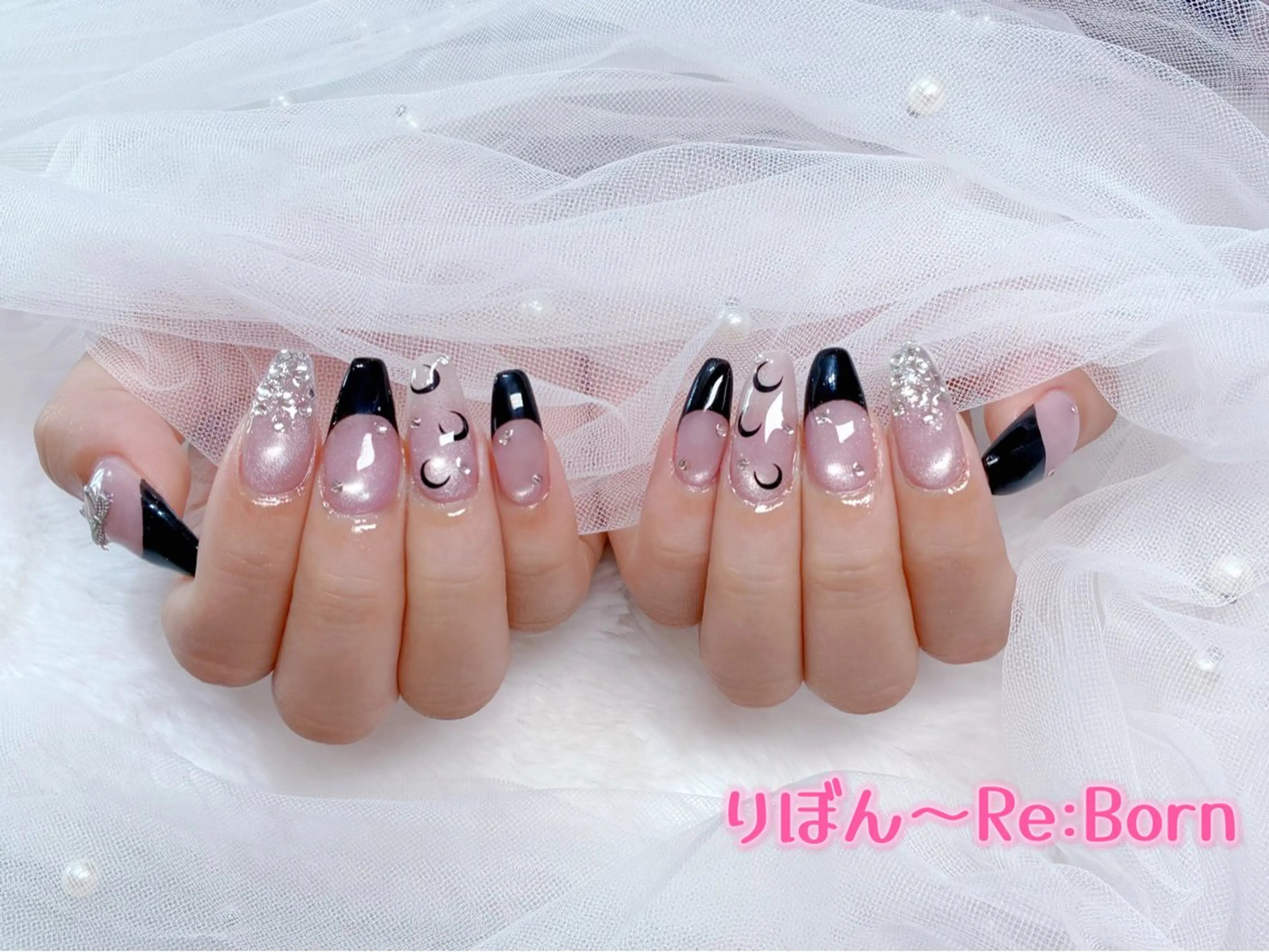 セミロング ハンドネイル りぼん Re:Bonrのネイルデザイン