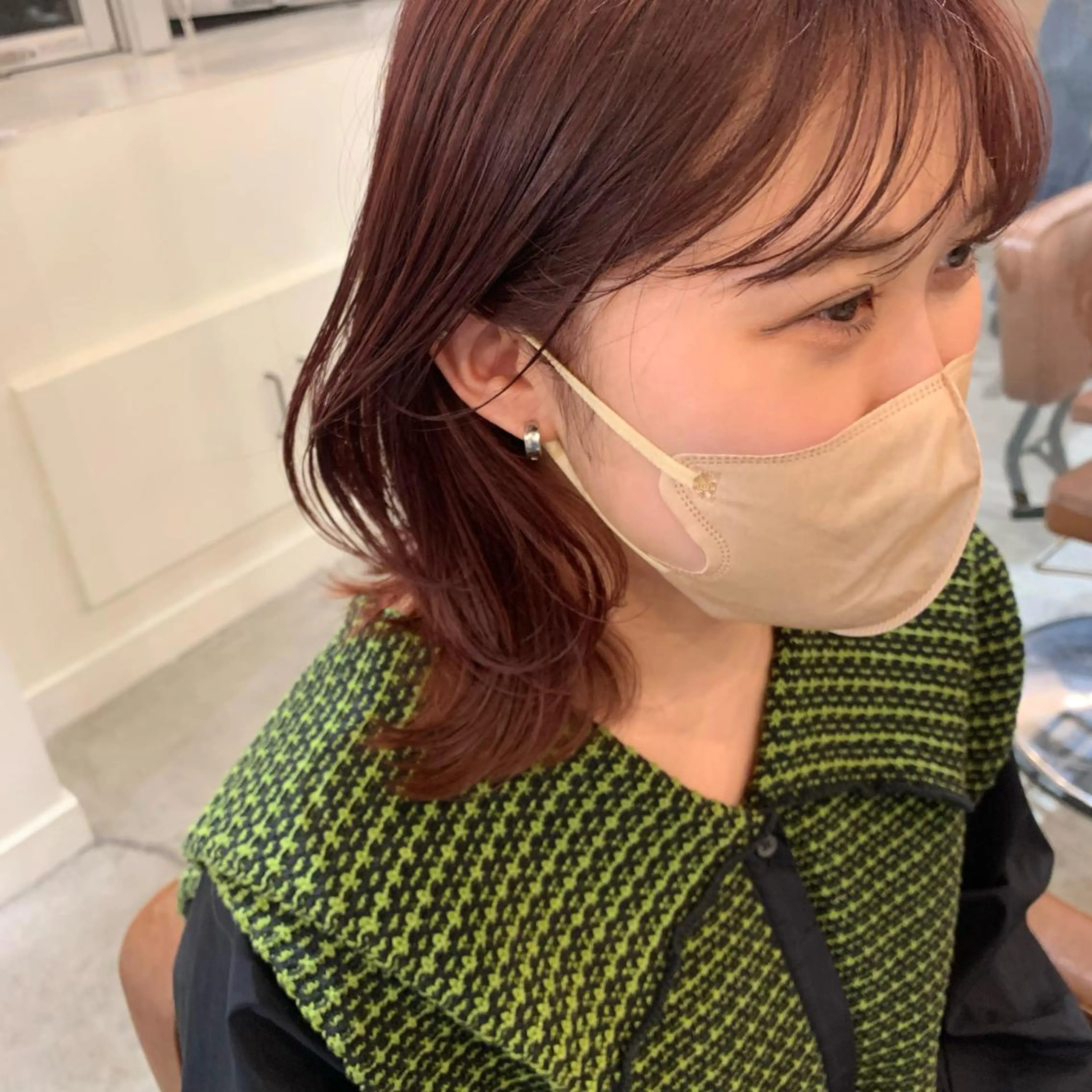 ミディアム カラー ブラウンカラー みうら ありさのヘアスタイル