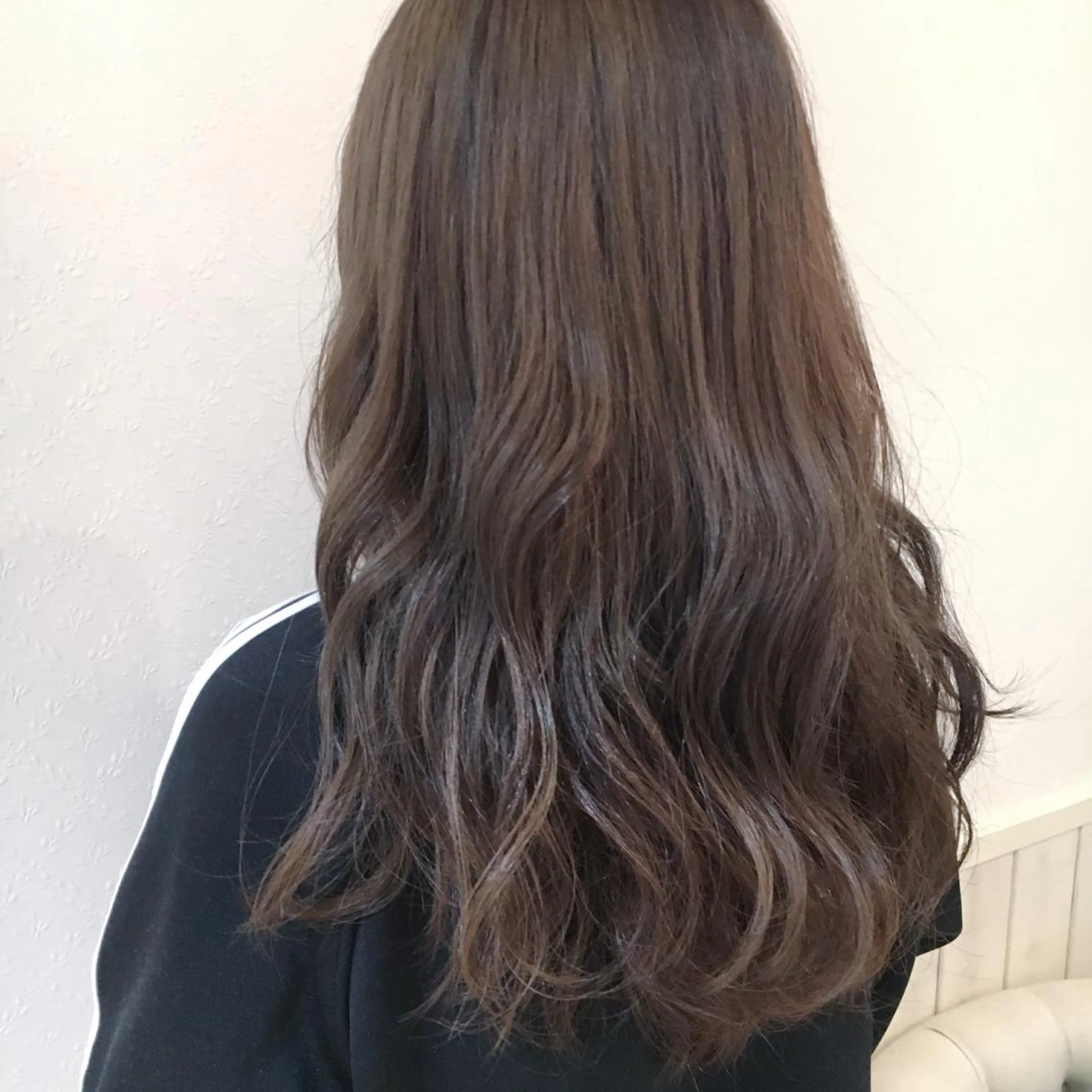 ロング カラー ヘアカラー 宮内 真乃のヘアスタイル