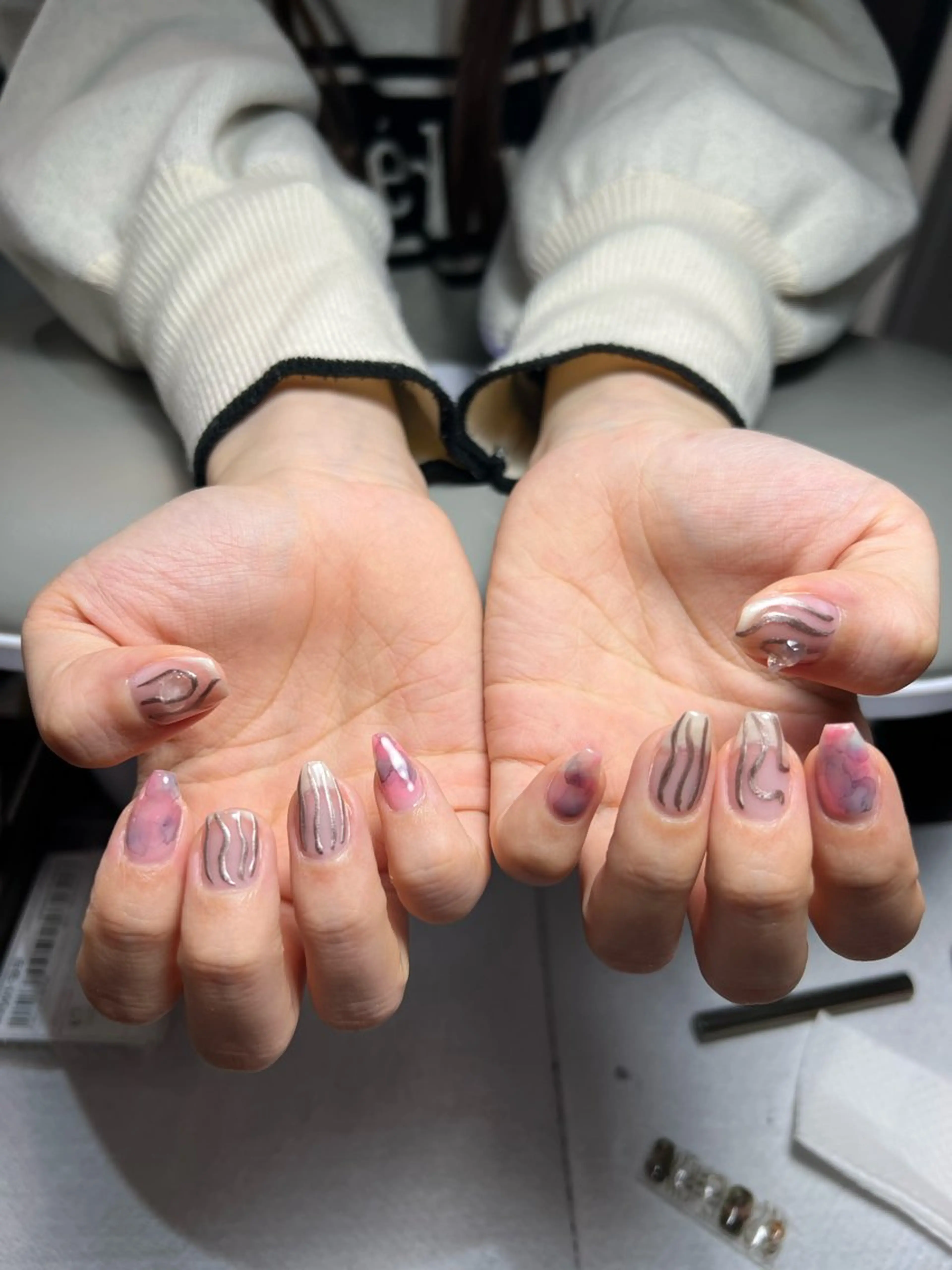 ネイル クリアネイル ニュアンスネイル 杉山 葉月のネイルデザイン