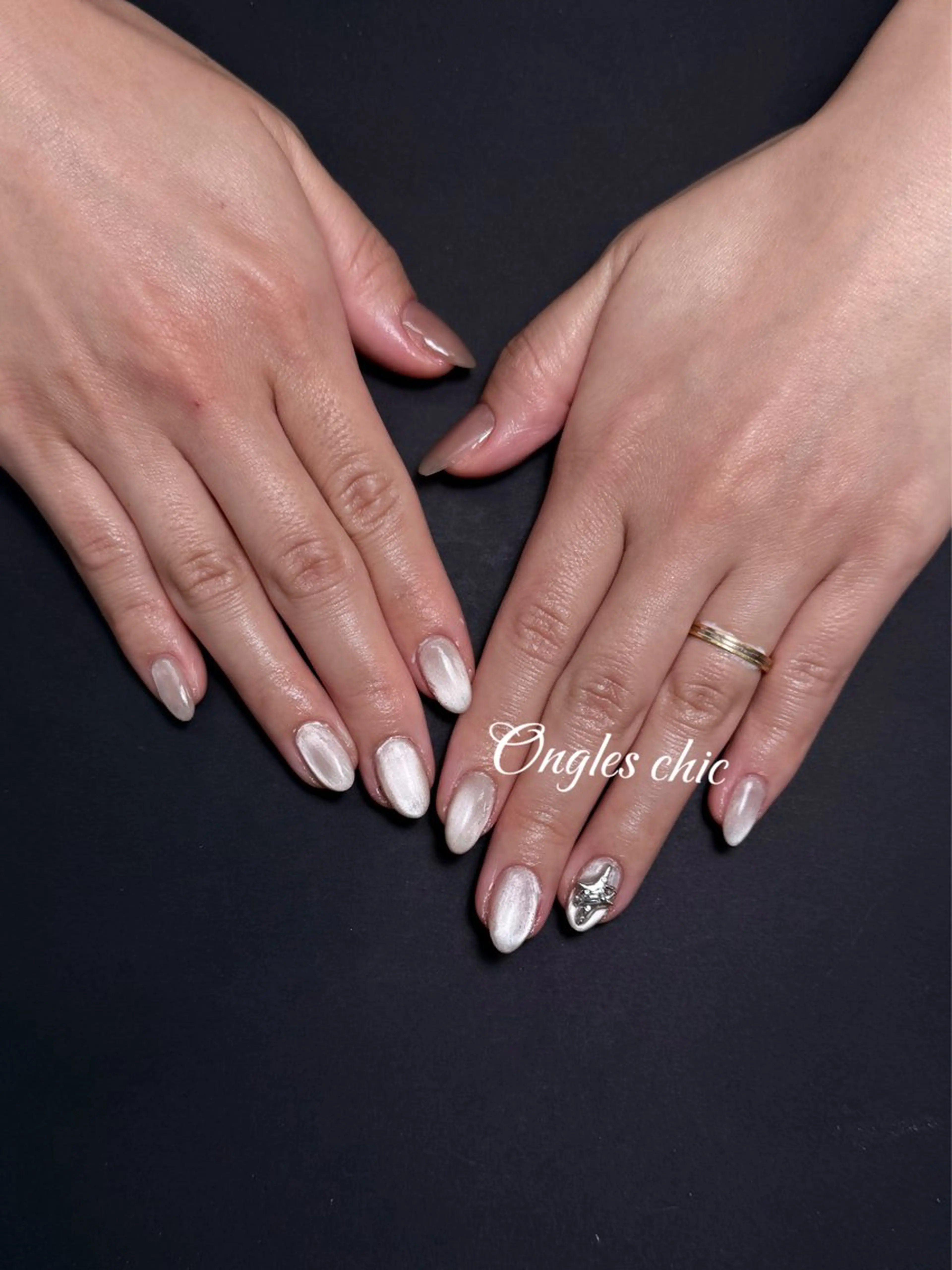 ネイル ハンドネイル ハンドケア ongles chicのネイルデザイン