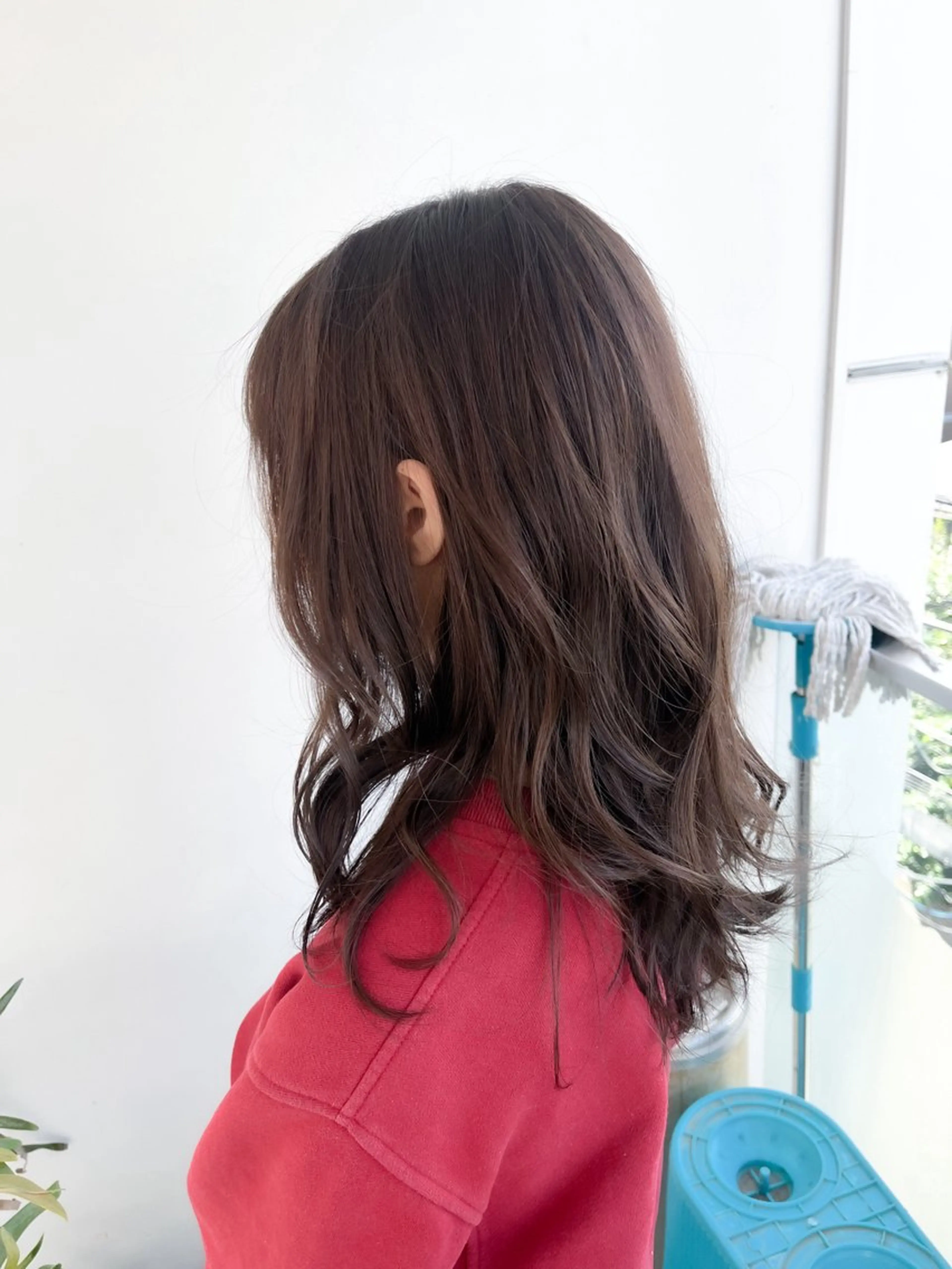 セミロング カラー 艶カラー🫧 猿渡 響のヘアスタイル