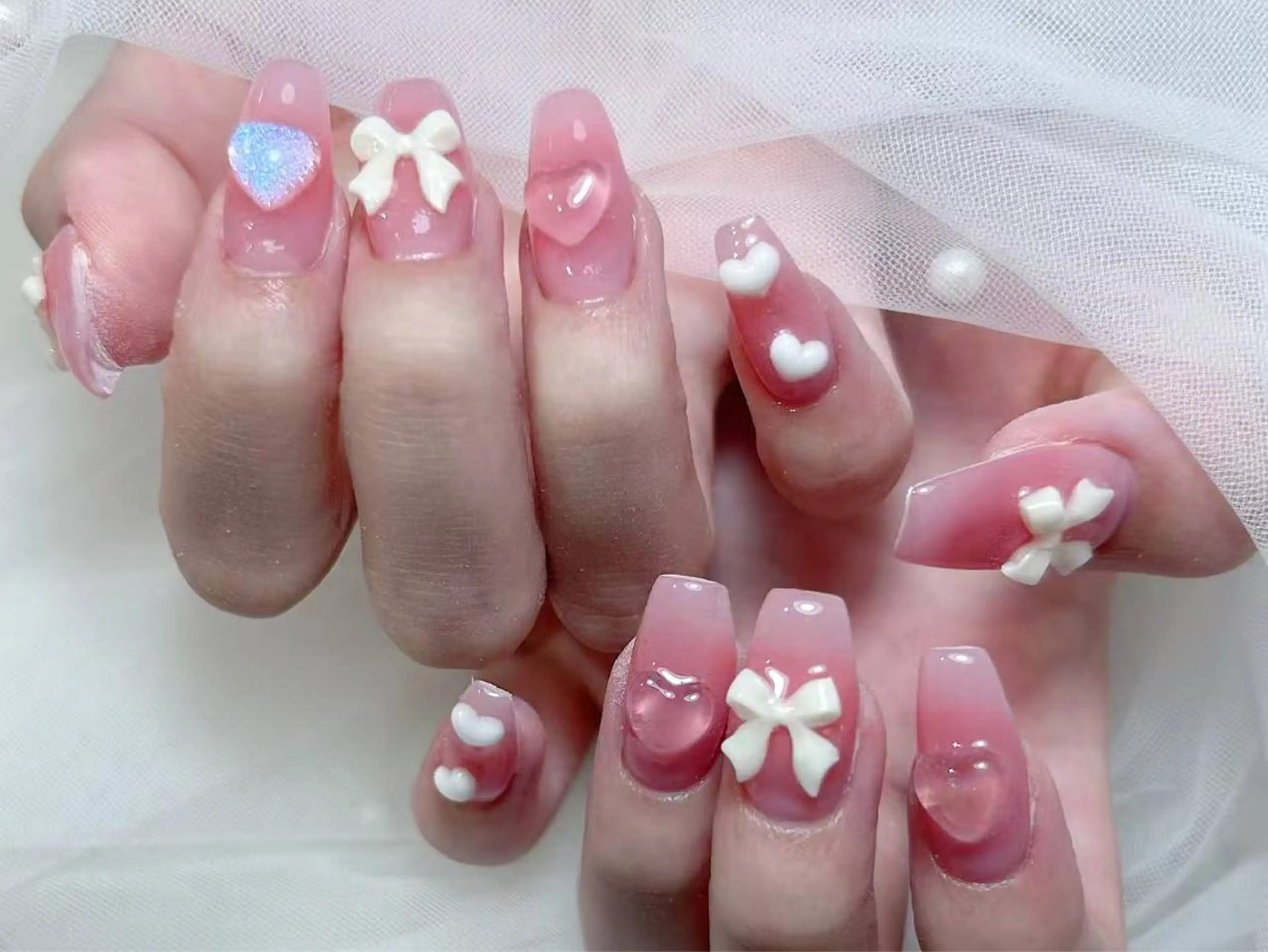 ネイル ハンドネイル 🌈 Laule'aのネイルデザイン