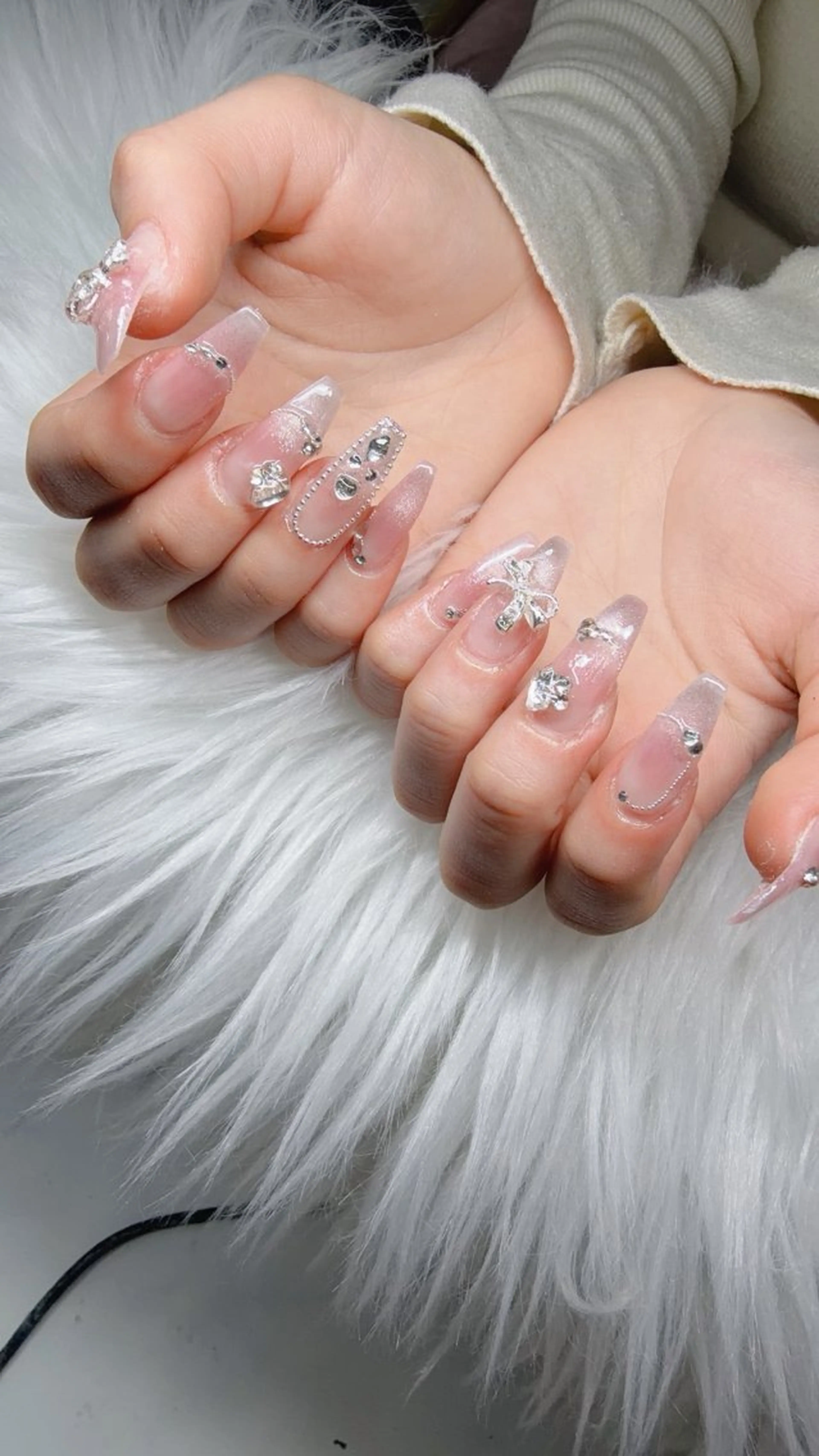 ネイル ハンドネイル Lee Nailsのネイルデザイン