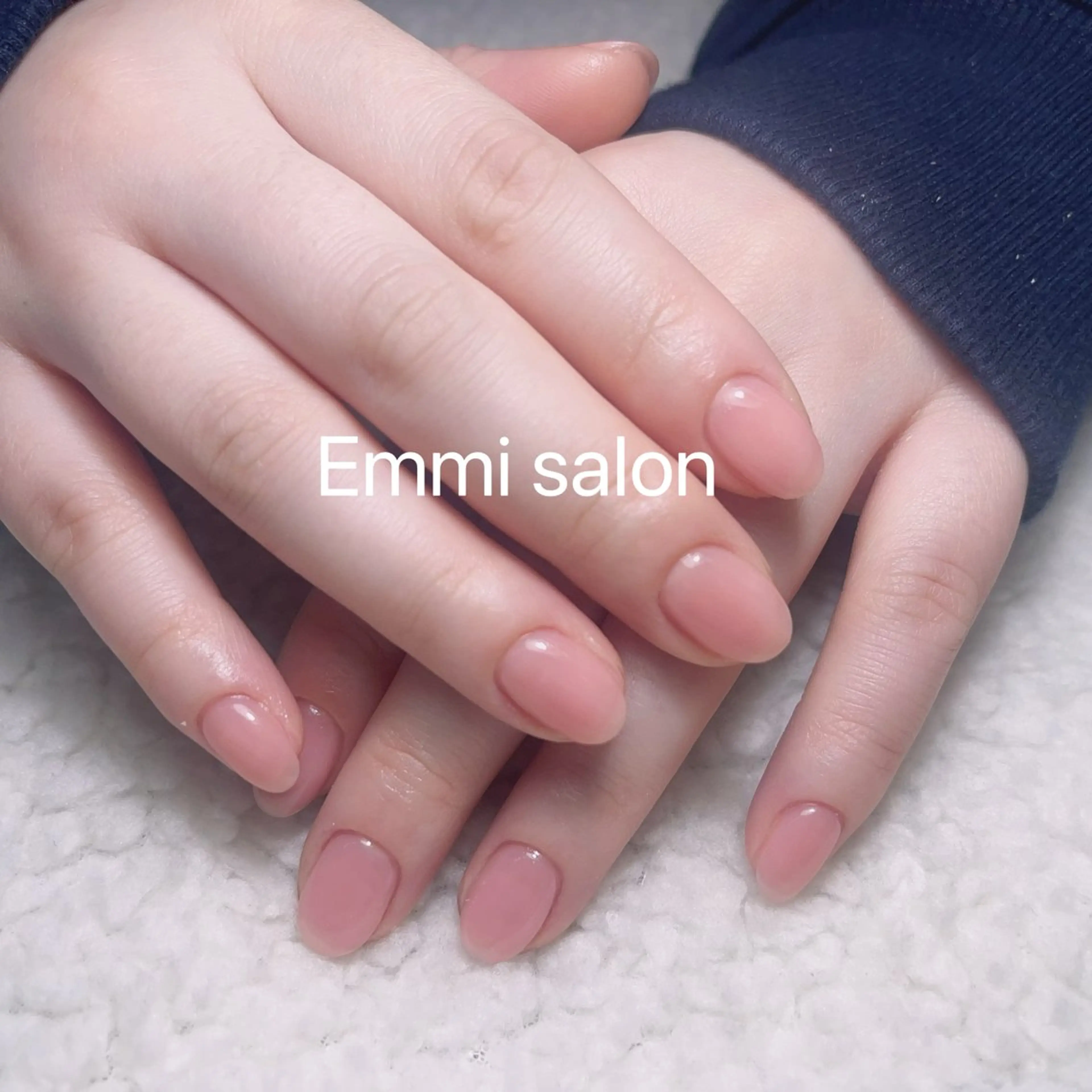ネイル ワンカラーネイル Emmi salonのネイルデザイン