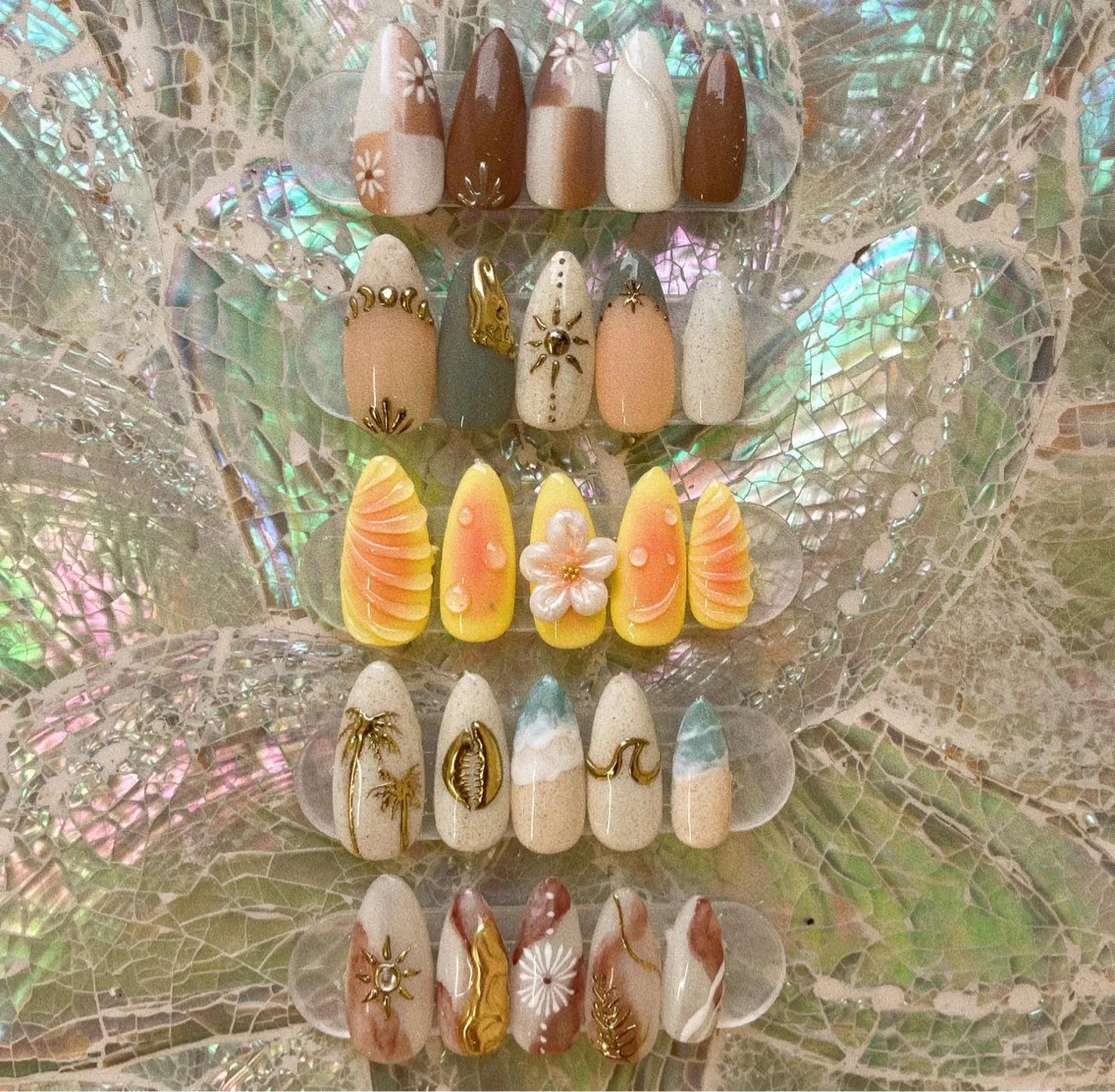 ネイル 春ネイル ハンドネイル 🌴konami 4U NAIL🥥のネイルデザイン