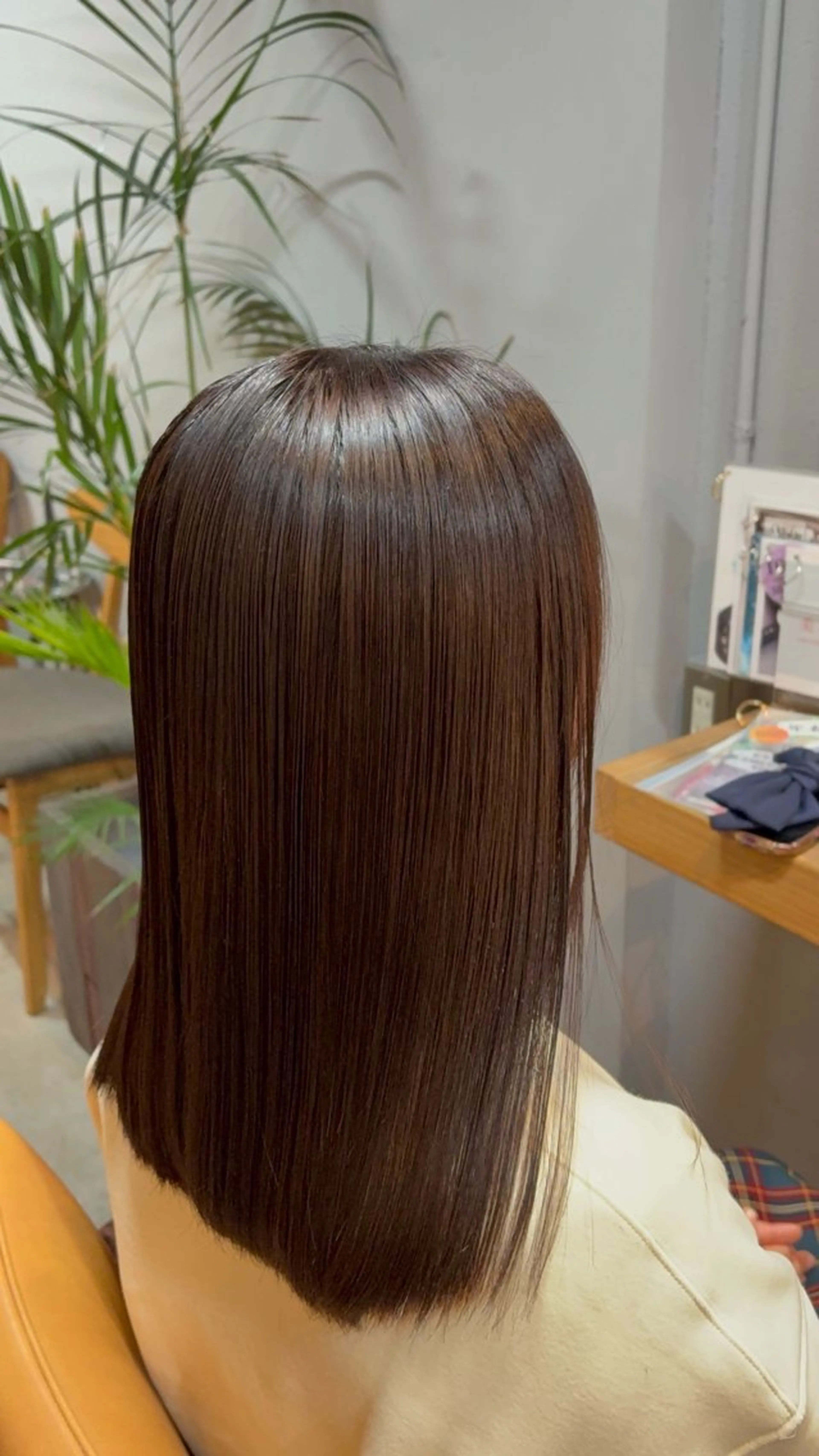 ミディアム カット hair&life egerie days所属・恵比寿/髪質改善/ レイヤー/羽立蔵之助のヘアスタイル