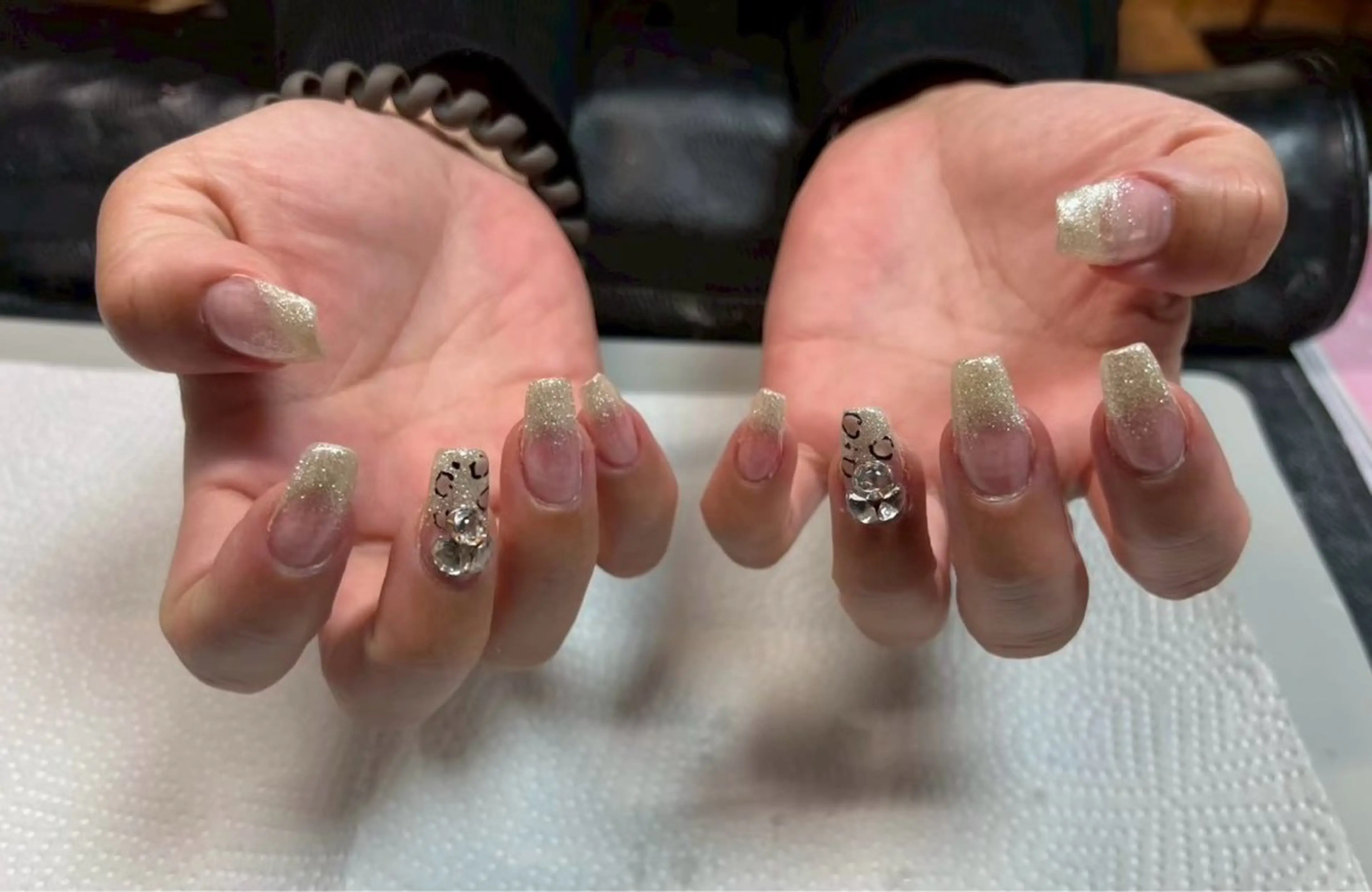 ネイル AIRI momo京橋のネイルデザイン