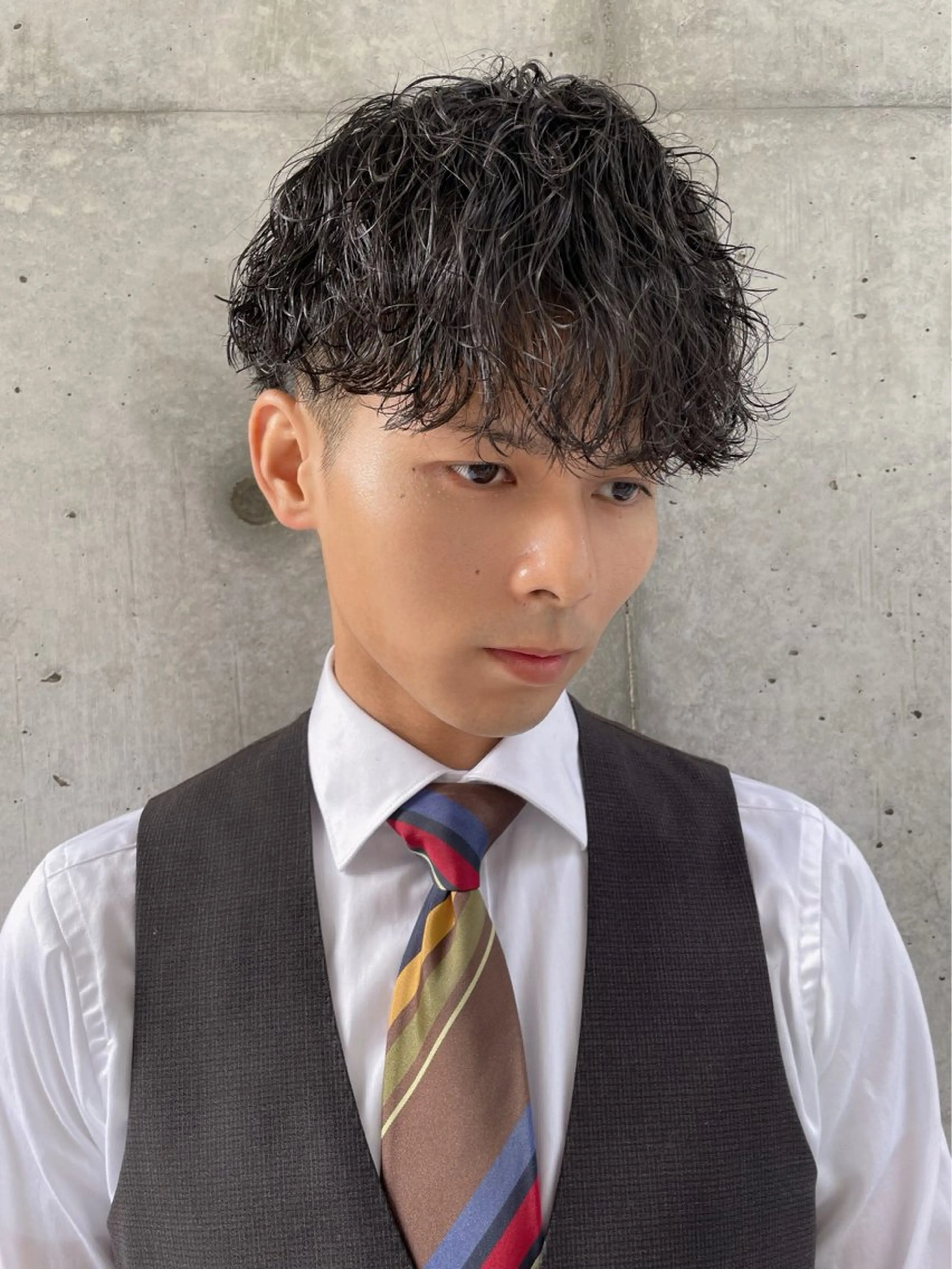 ショート パーマ職人DAIKI ツイスパ/波巻きのヘアスタイル