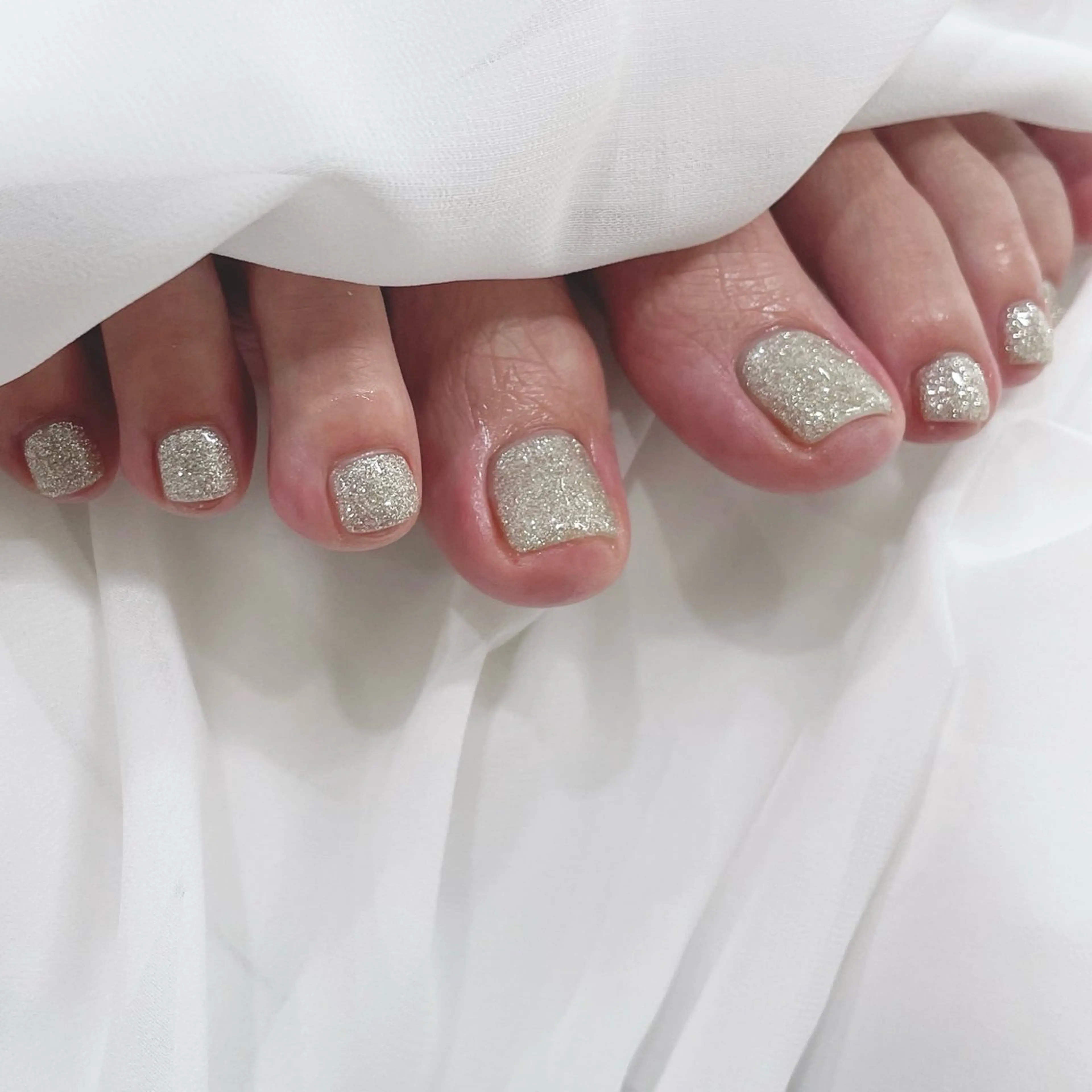 ネイル キラキラネイル パラジェルサロン 大人女性が通うサロンのネイルデザイン