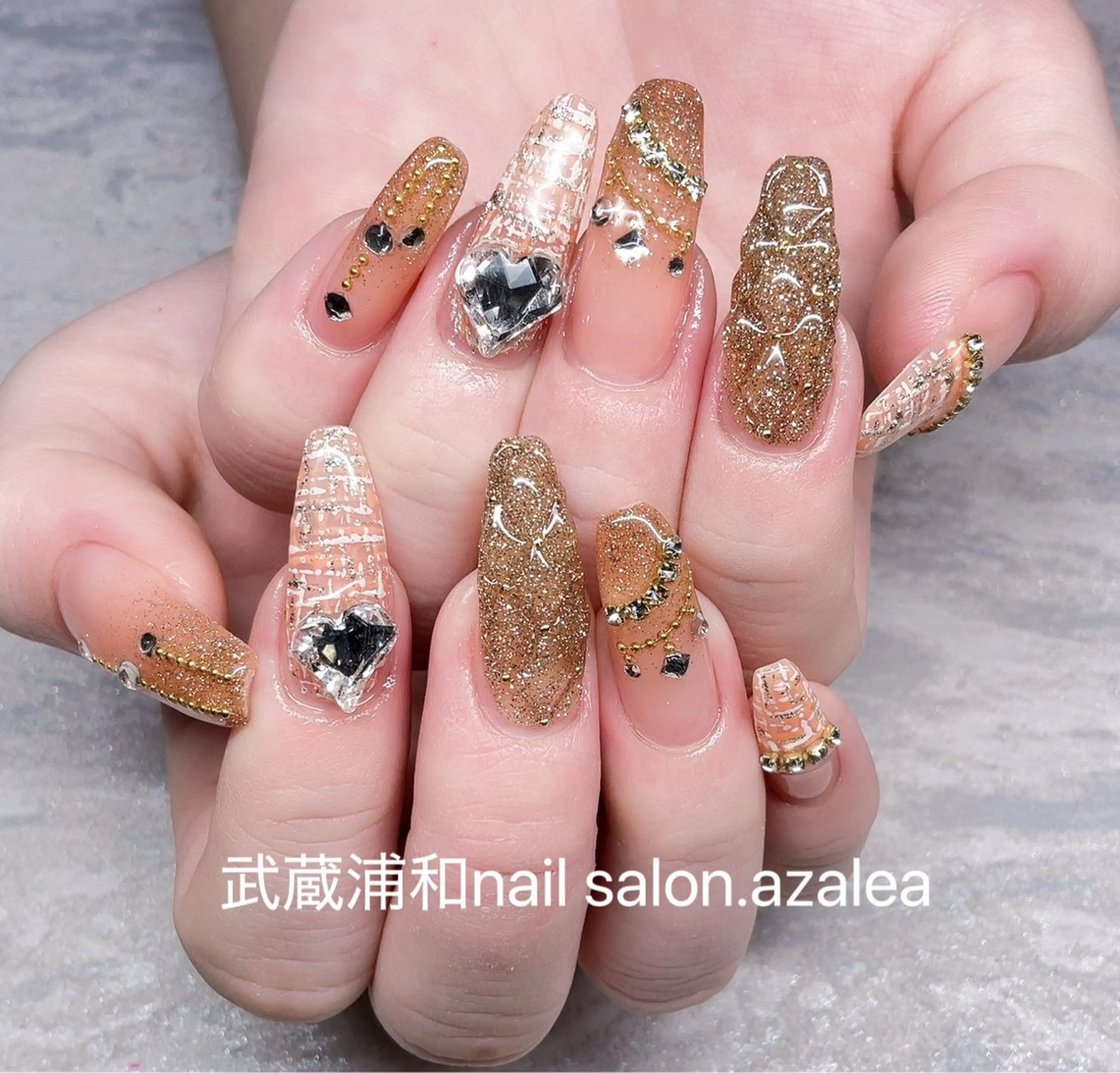 ネイル ハンドネイル R inのネイルデザイン