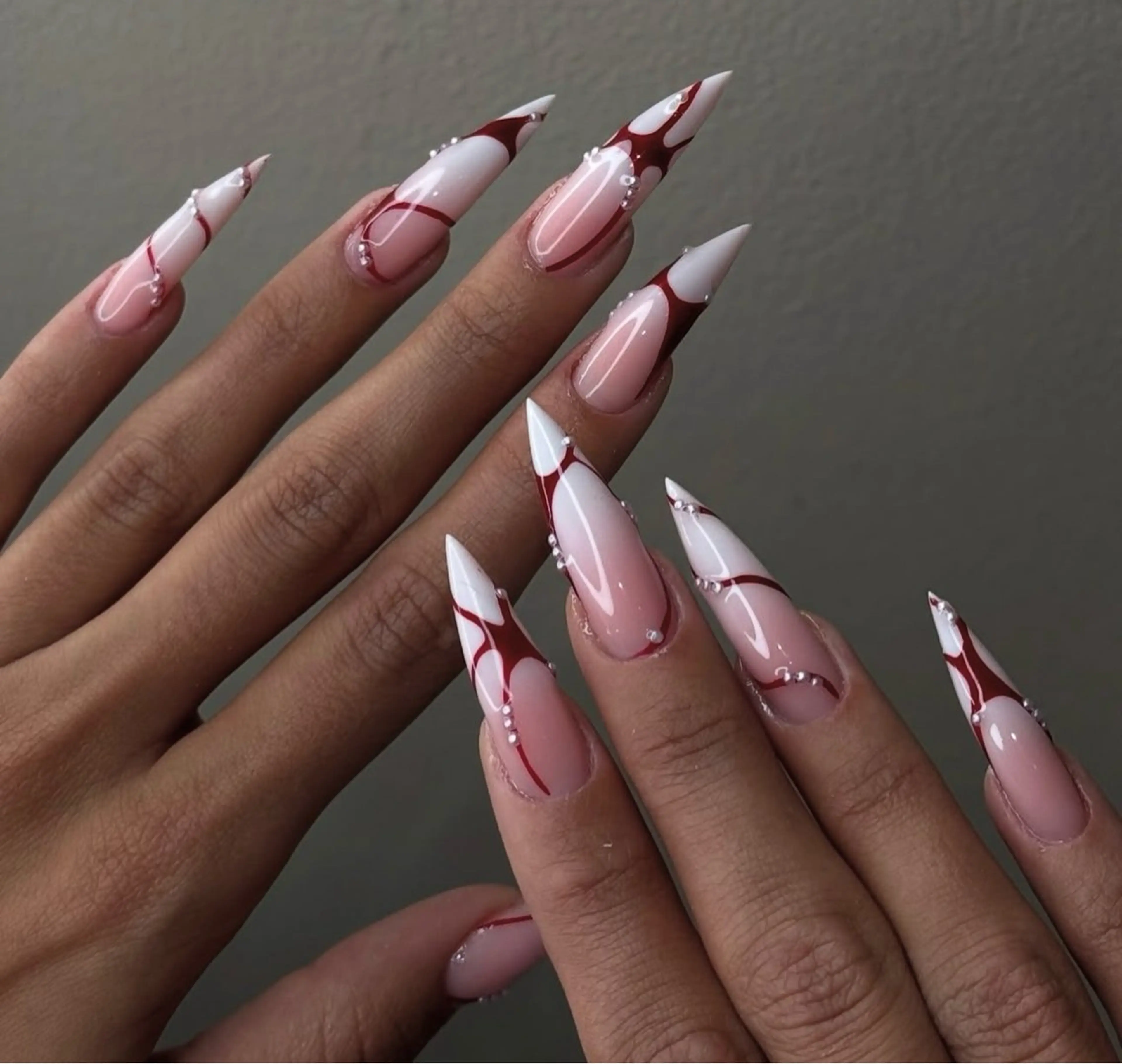 ネイル グラデーション キラキラネイル ワンカラーネイル 冬ネイル Jenn Nail Salonのネイルデザイン