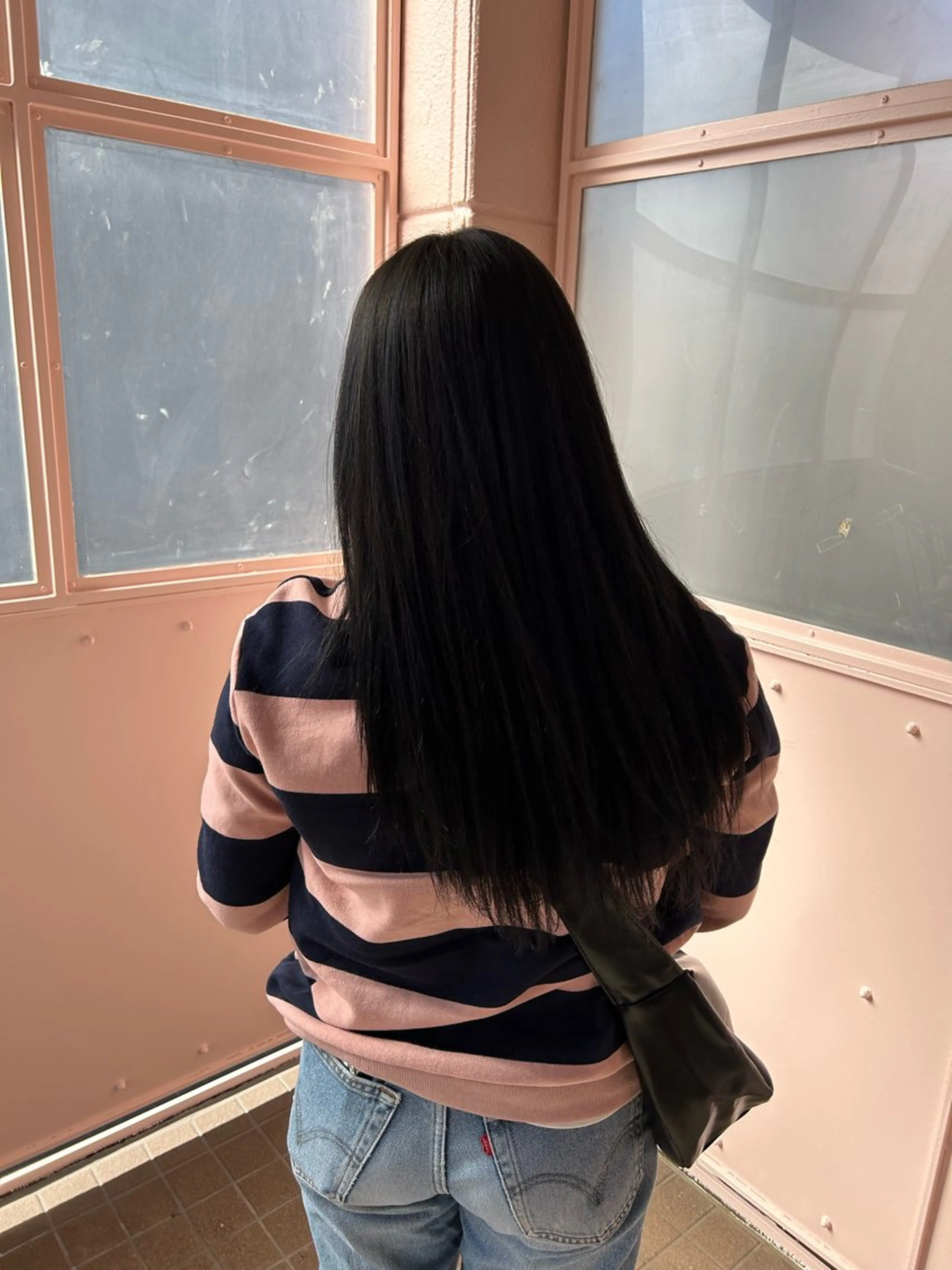 ロング カラー 透明感カラー グレージュ ヘアカラー トリートメント 鈴木愛海/レイヤー /透明感カラーのヘアスタイル