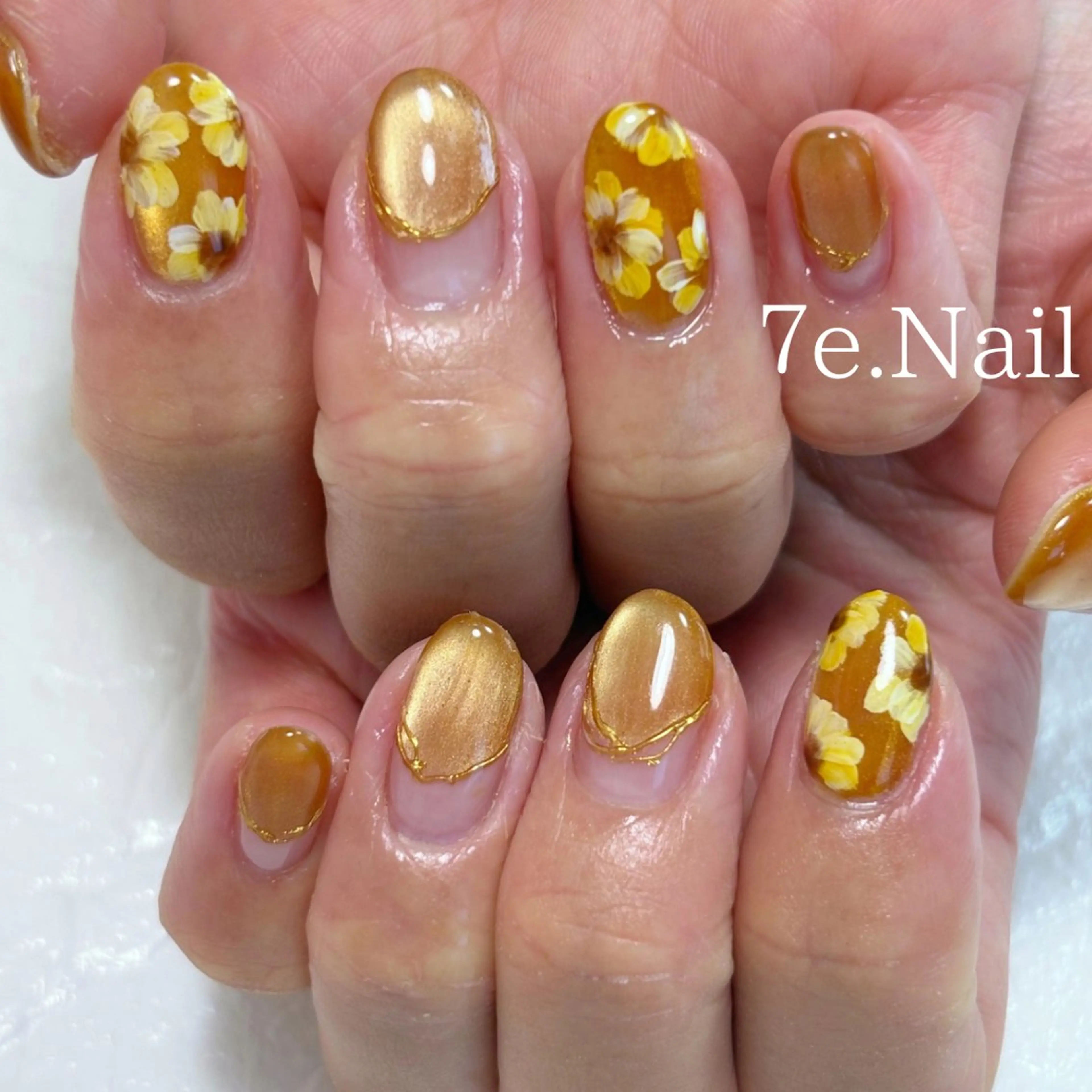 ネイル 7e. Nailのネイルデザイン
