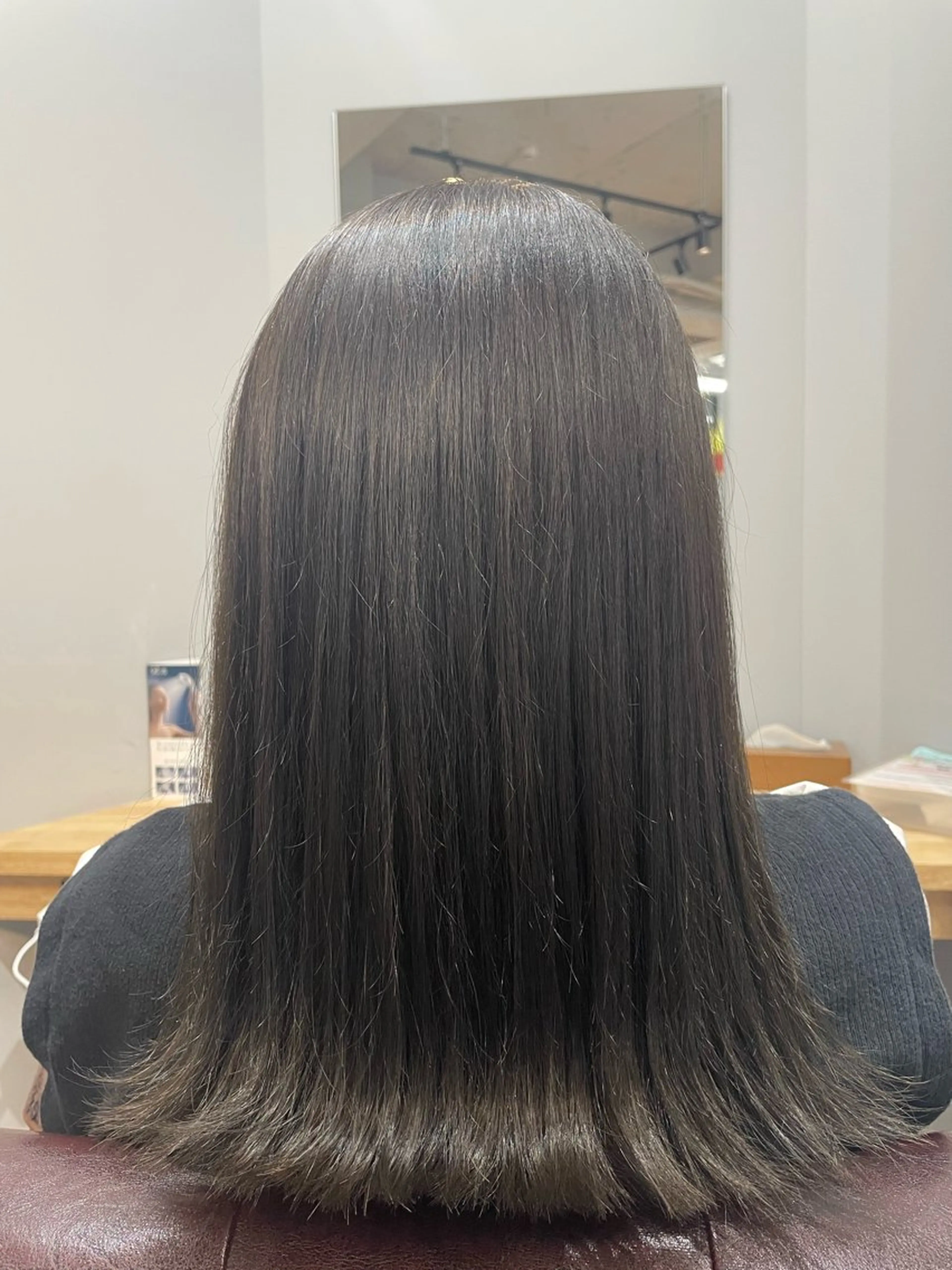 ミディアム カラー Sloth 🦥 MARINAのヘアスタイル