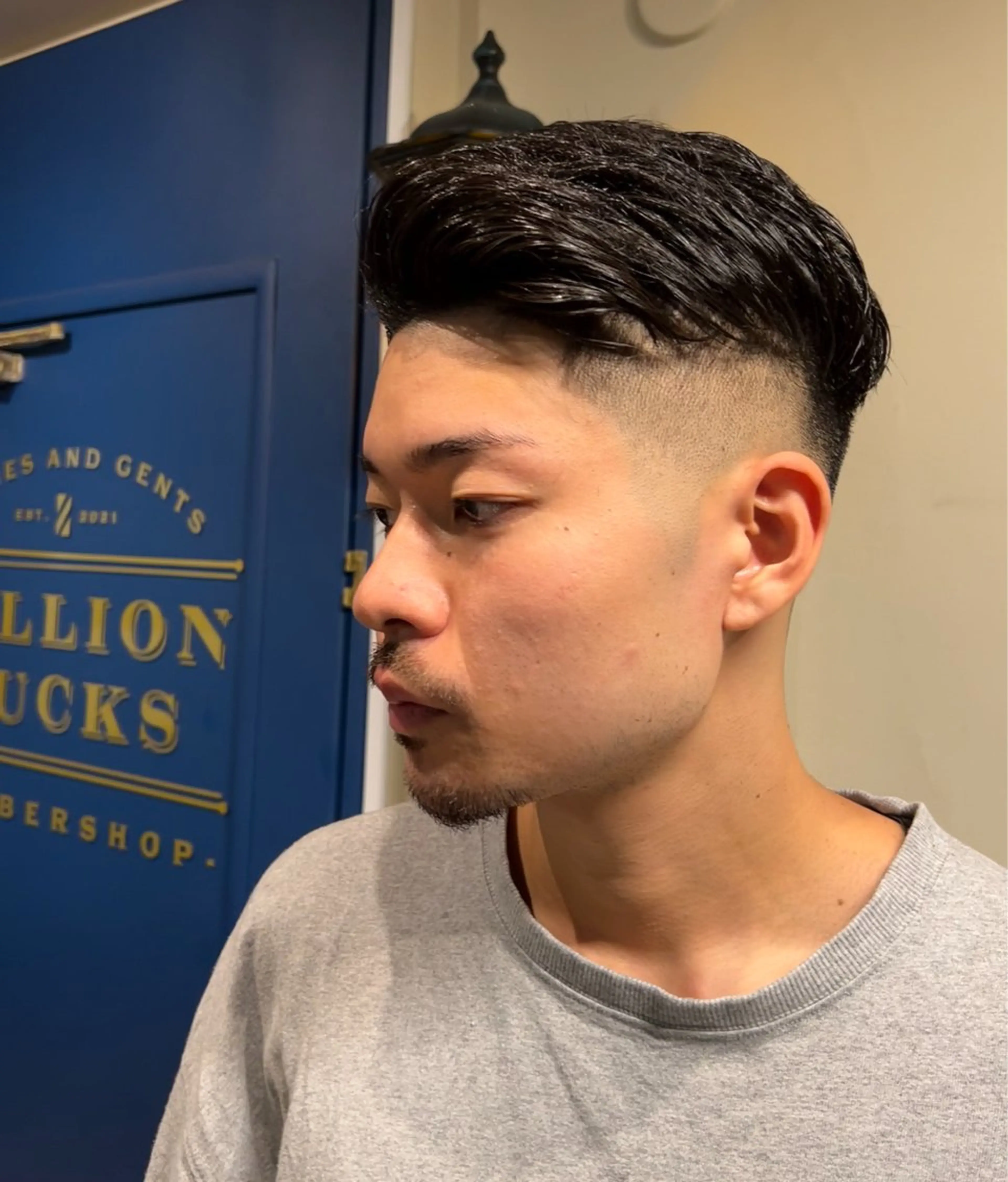 スキンフェードカットの写真