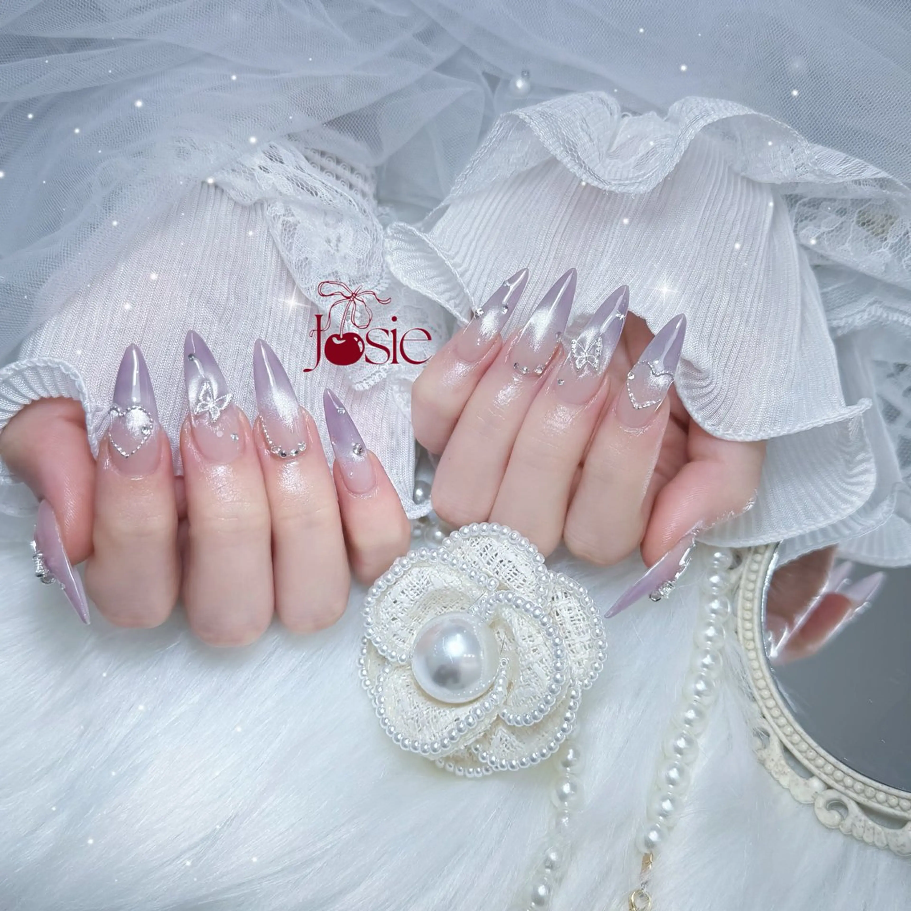 ネイル キラキラネイル 韓国ネイル 持ち込み ワンホンネイル ハンドネイル JOSIE nail studioのネイルデザイン